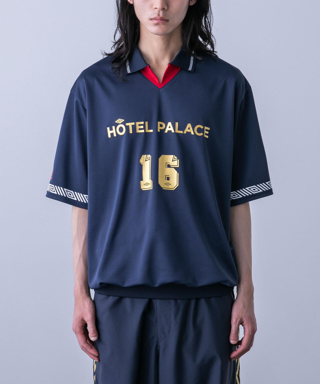 「HOTEL PALACE (オテルパラス)」UMBROゲームシャツ