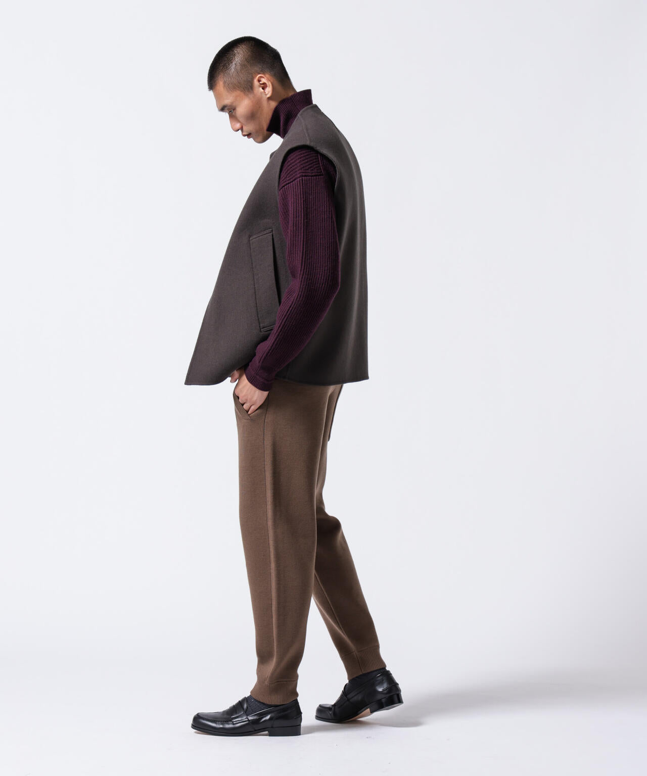 「ASSEMBLANC」接結ウールニットパンツ