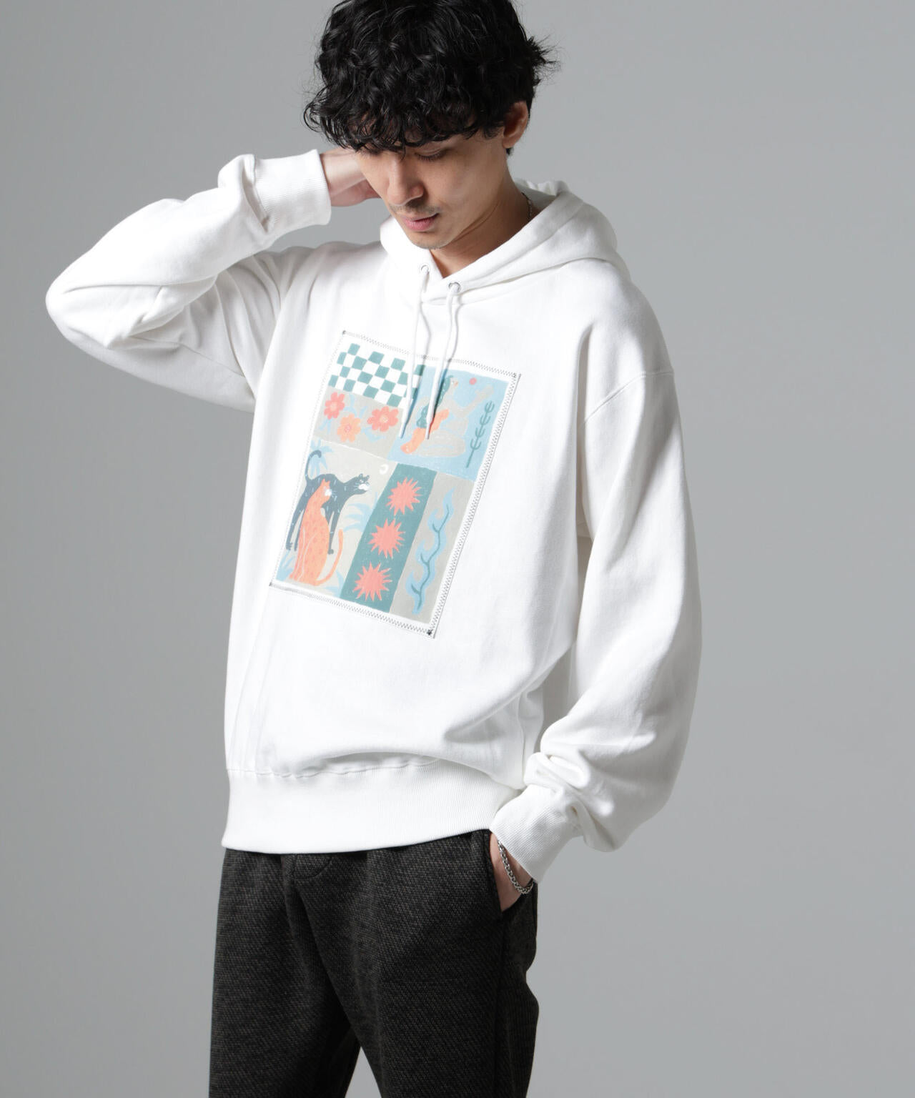 「Toyameg」modern academic リメイクプルオーバーパーカー