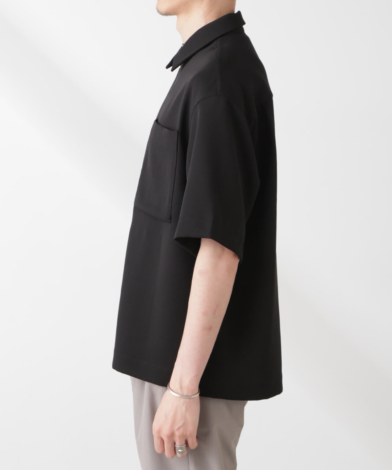 Epoche ハーフZIPシャツ