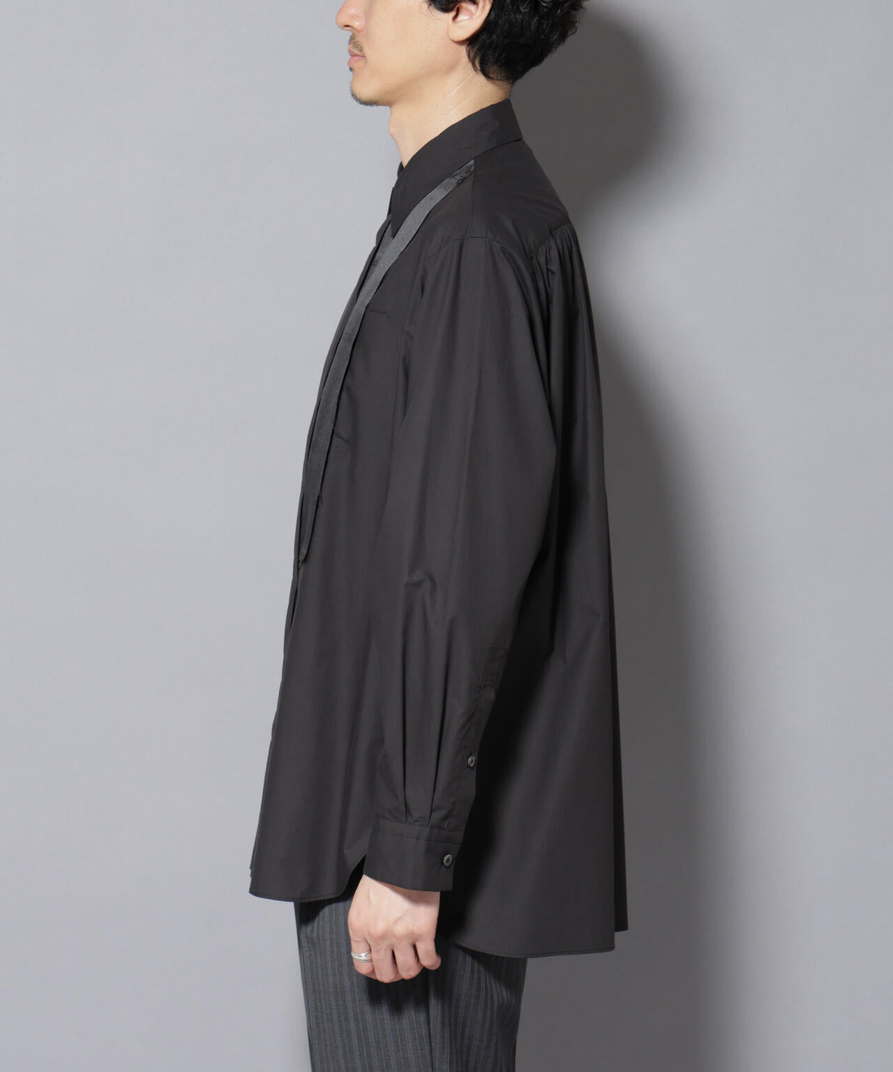 「ASSEMBLANC」シルク混ブザムシャツ