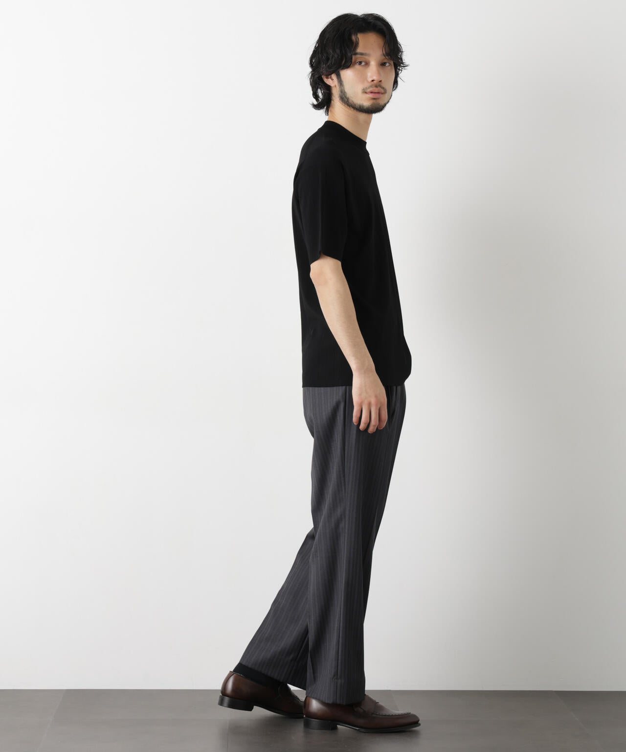 「ASSEMBLANC」 針抜きクルーネックニット