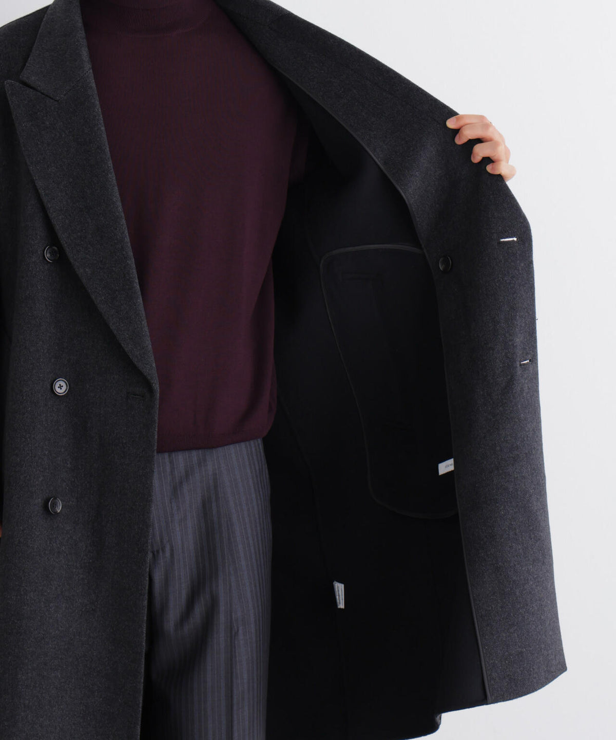 「ASSEMBLANC」 カシミヤブレンドリバーピークドラペルダブルコート