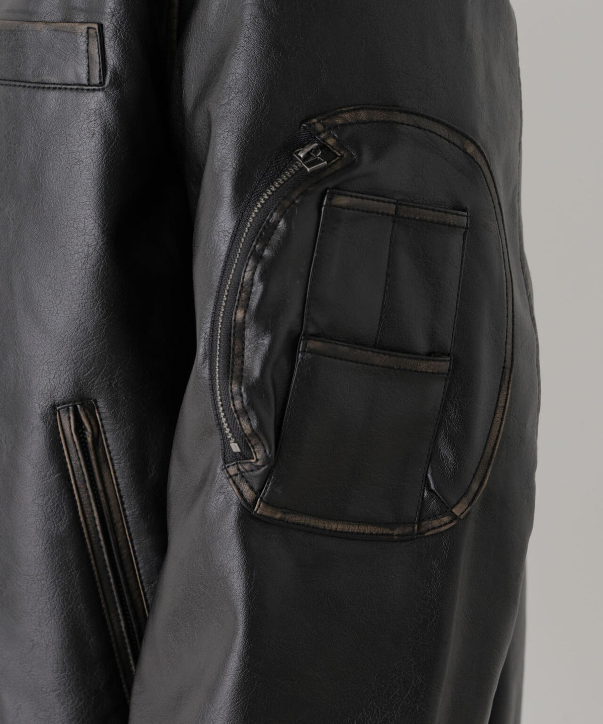 「SURPLUS」フェイクレザーフライトジャケット