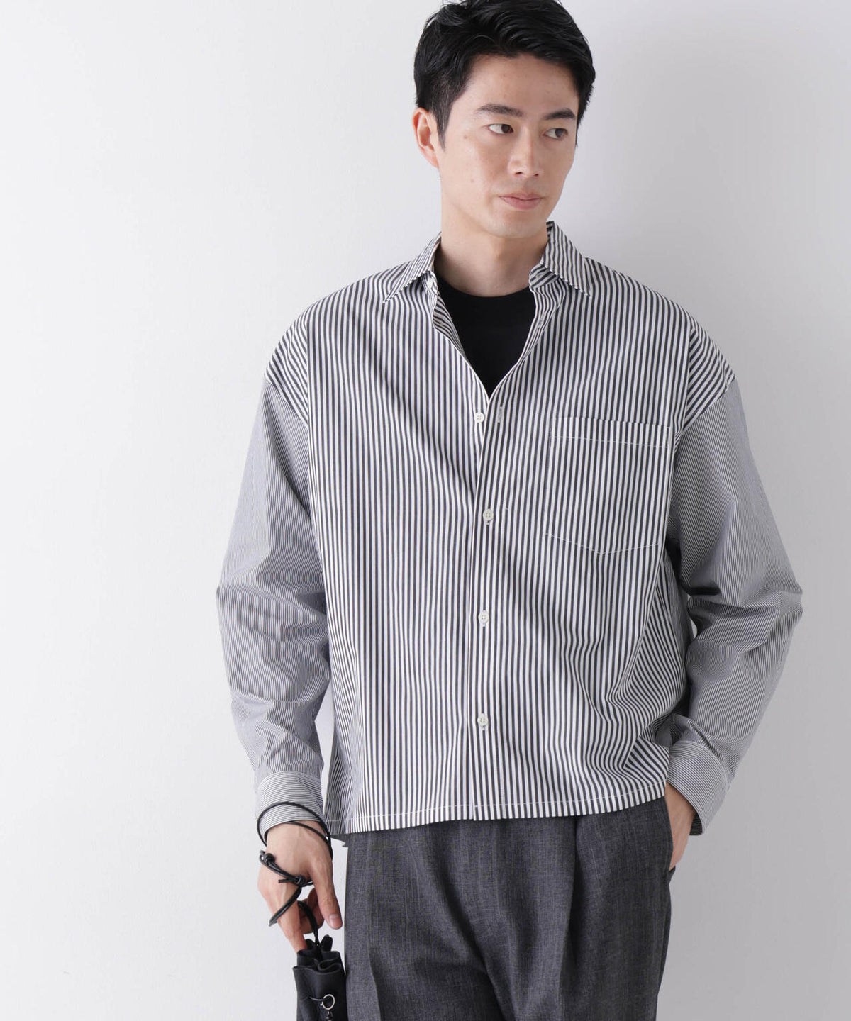 「James Fabric」 ボクシークロップドシャツブルゾン