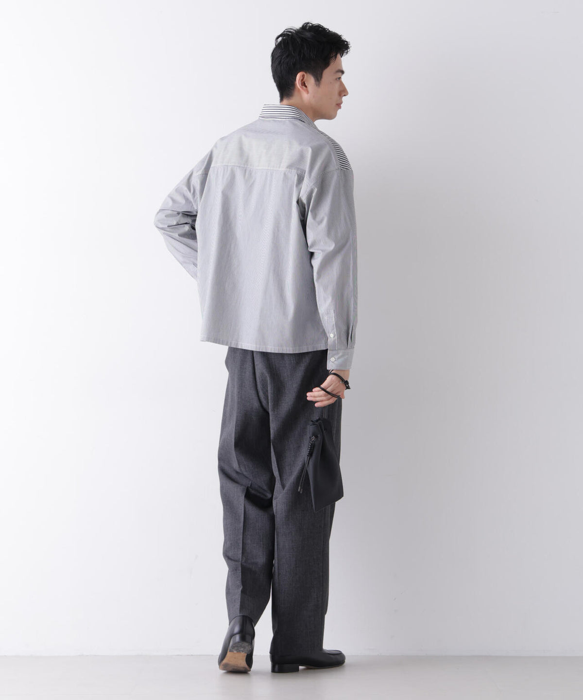 「James Fabric」 ボクシークロップドシャツブルゾン