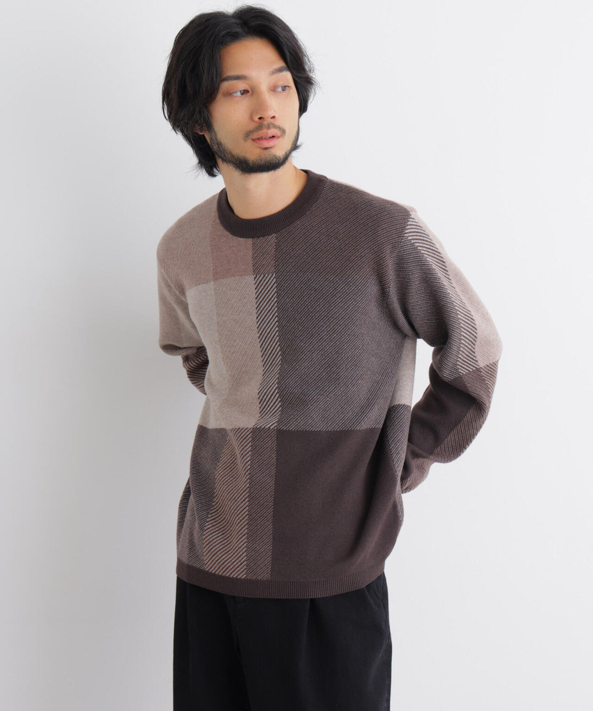 ブロックチェッククルーネックニット