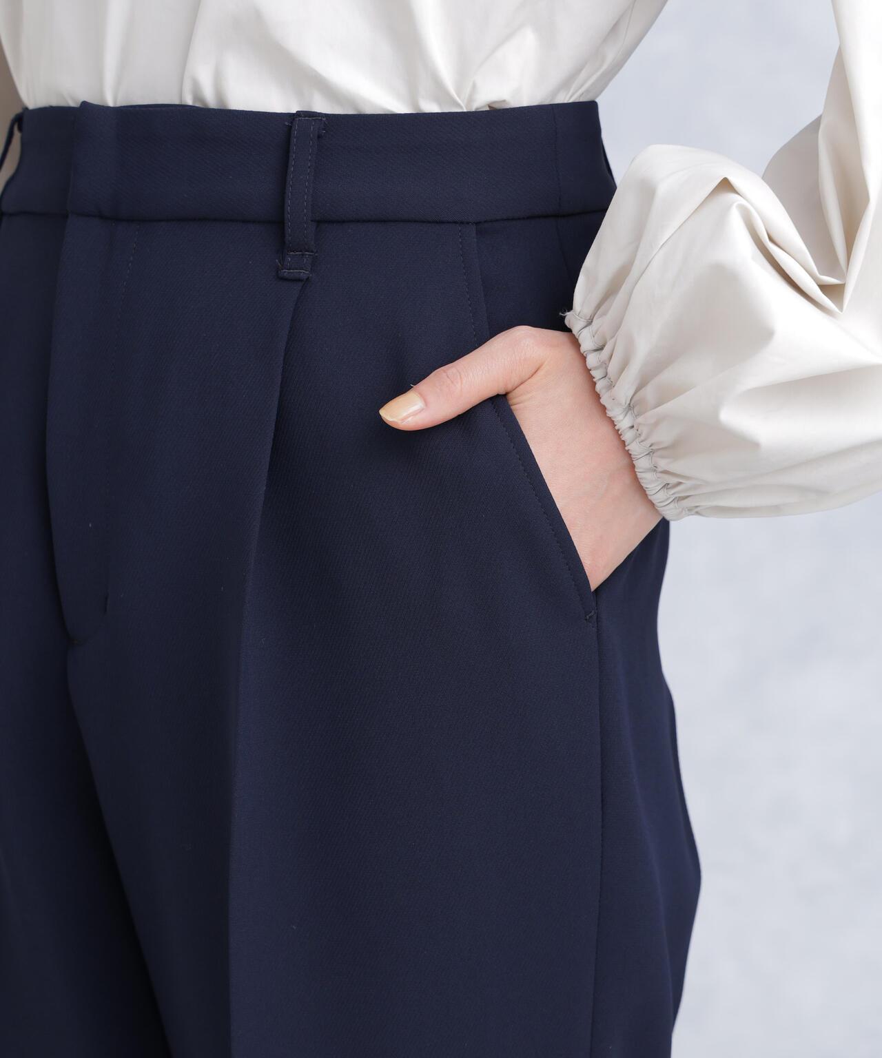 デイリーファンクション タックテーパードパンツ(セットアップ可)