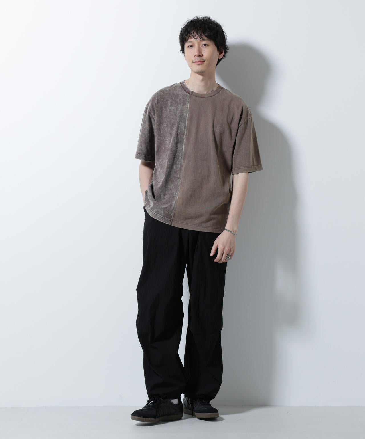 「A-C-Z」2トーンピグメントTシャツ 半袖