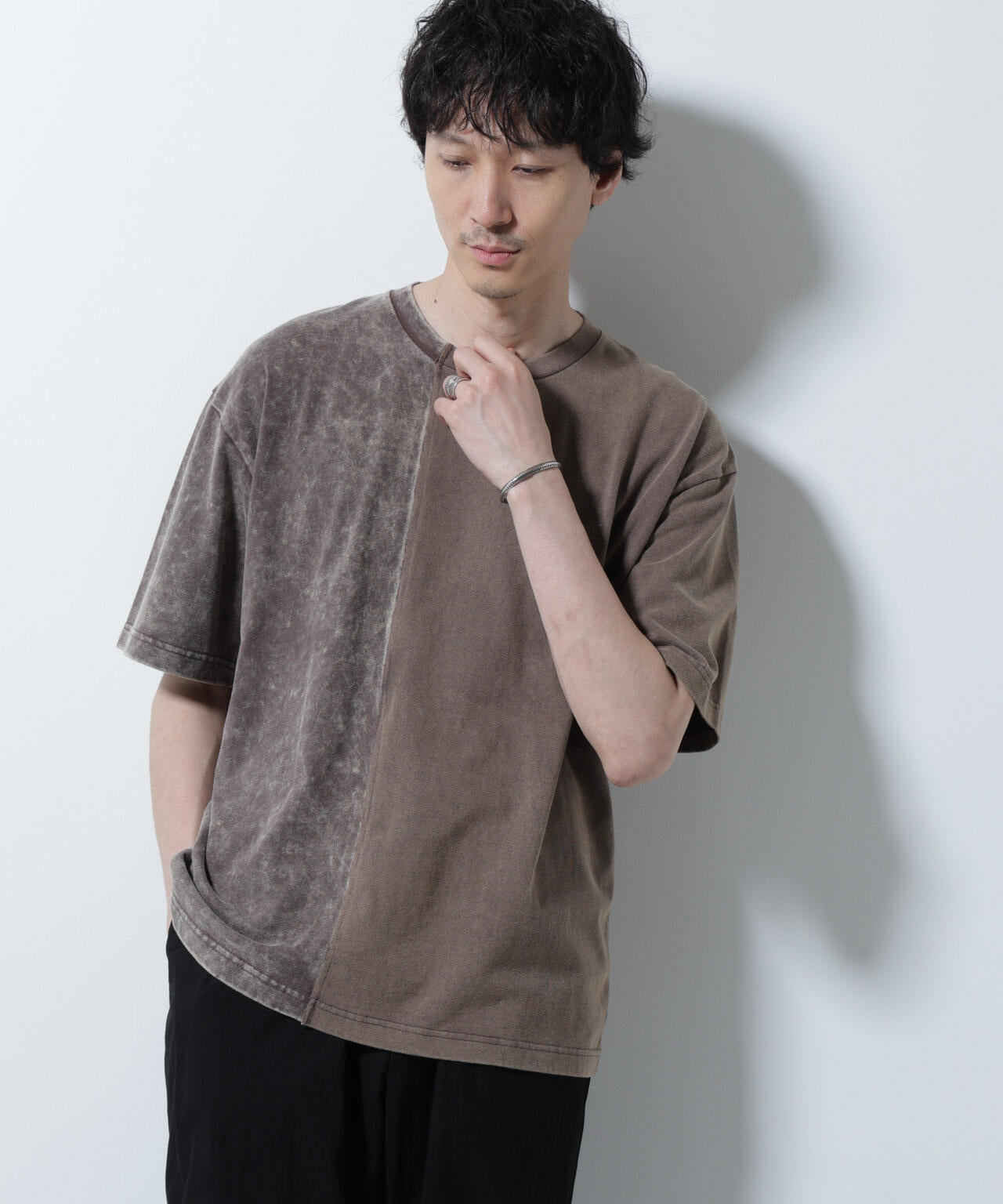 「A-C-Z」2トーンピグメントTシャツ 半袖