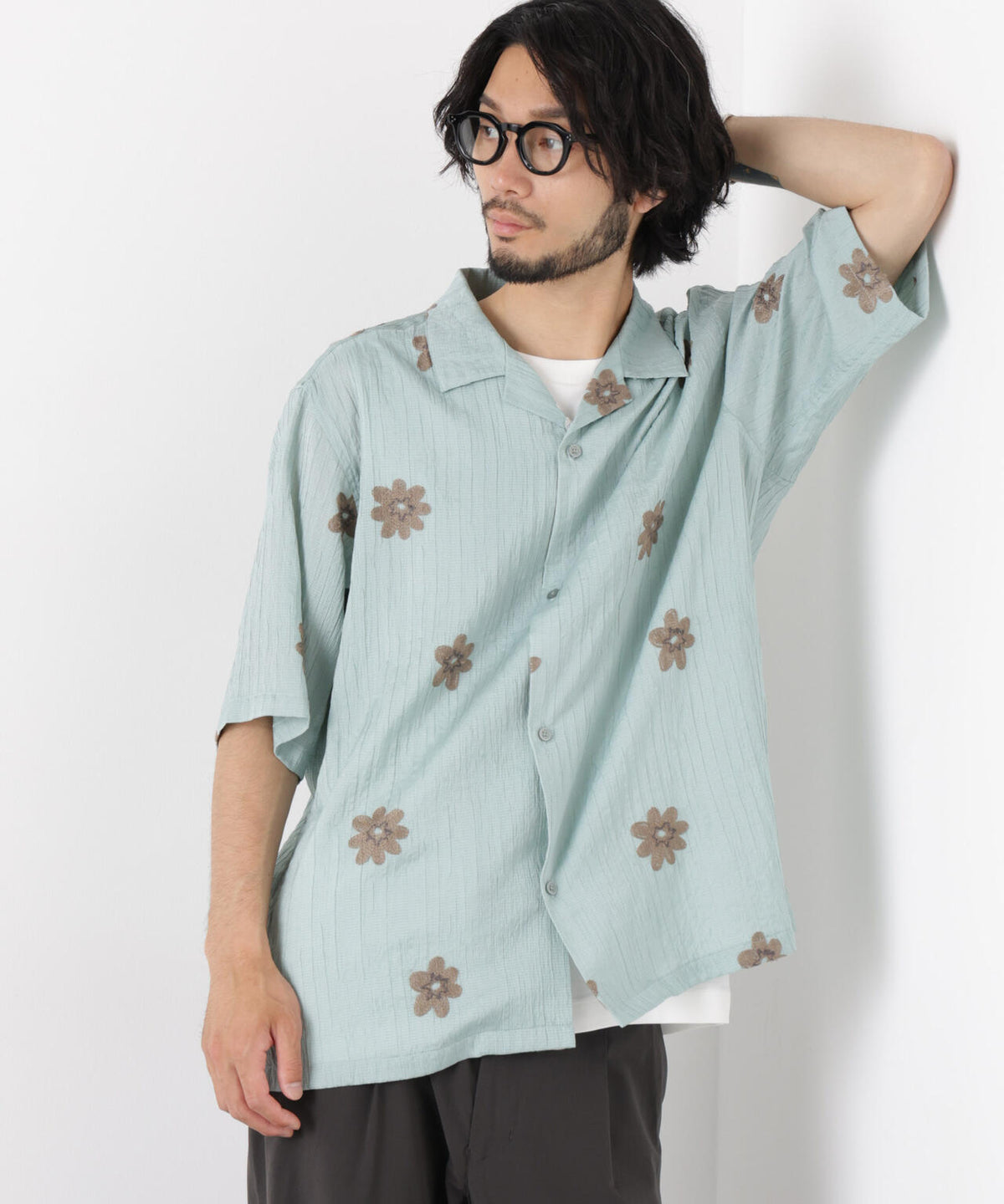 フラワー刺繍シャツ 半袖