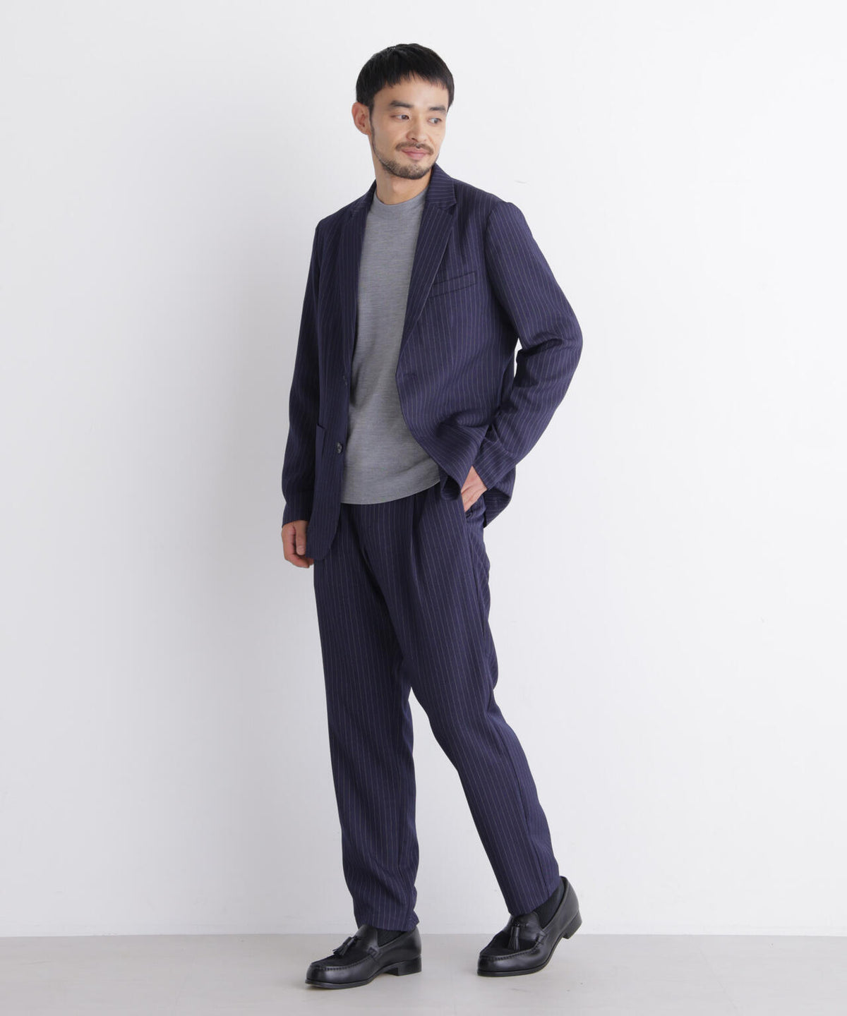 180cm B:89 W:70 H:91 着用サイズ:L