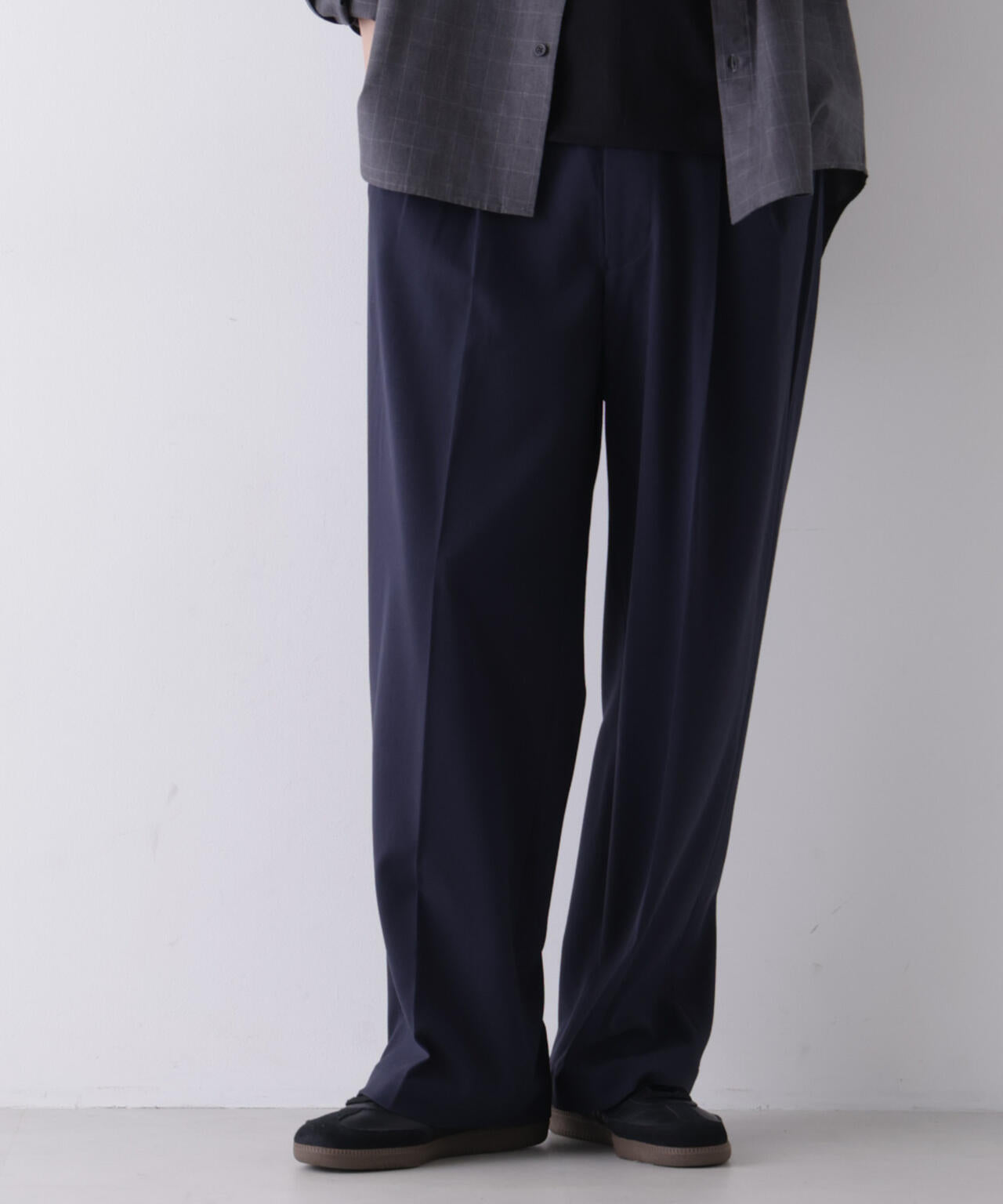 185cm B:92 W:77 H:90 着用サイズ:L