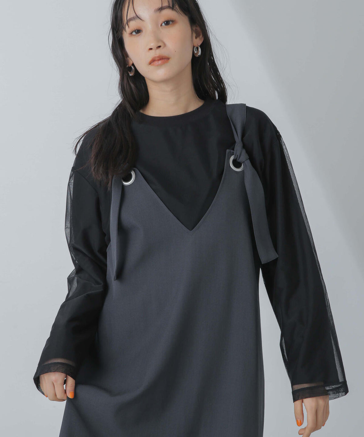 チュールレイヤードロングスリーブTシャツ