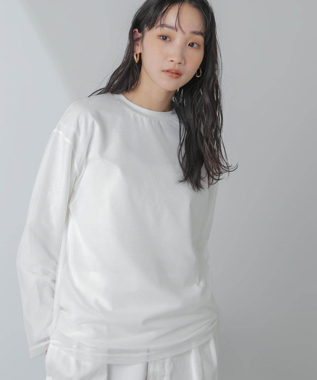 チュールレイヤードロングスリーブTシャツ