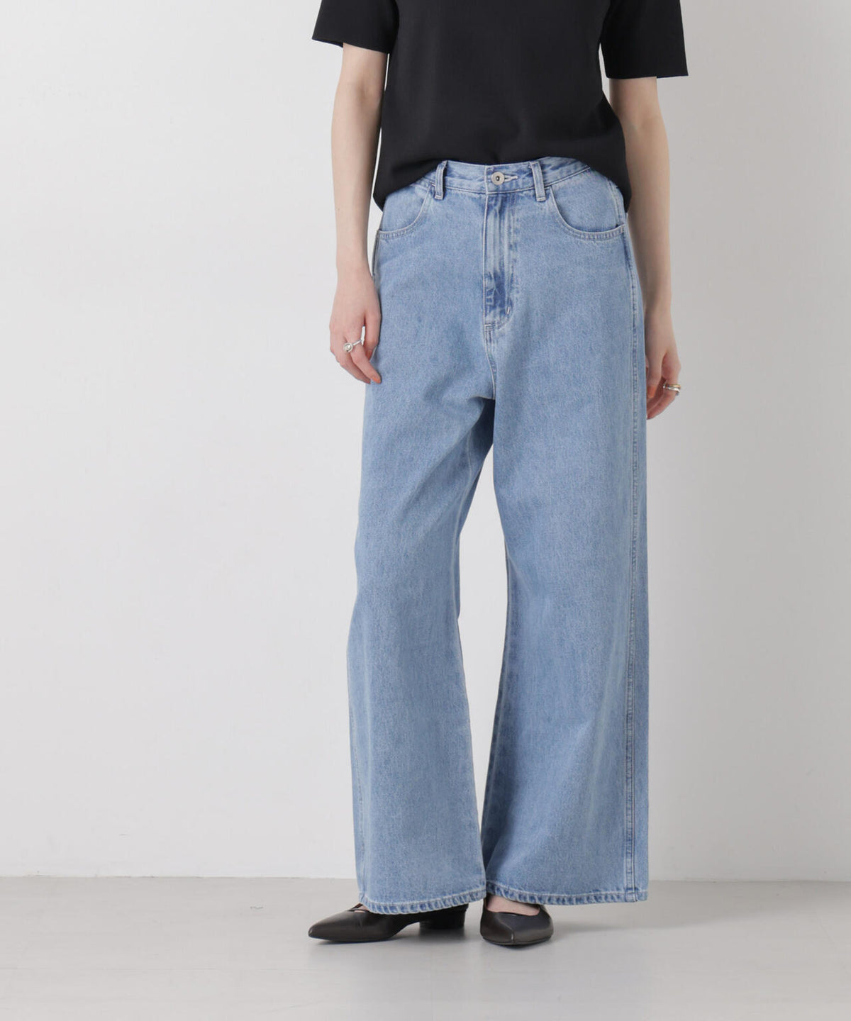 ワイドバギーデニムパンツ