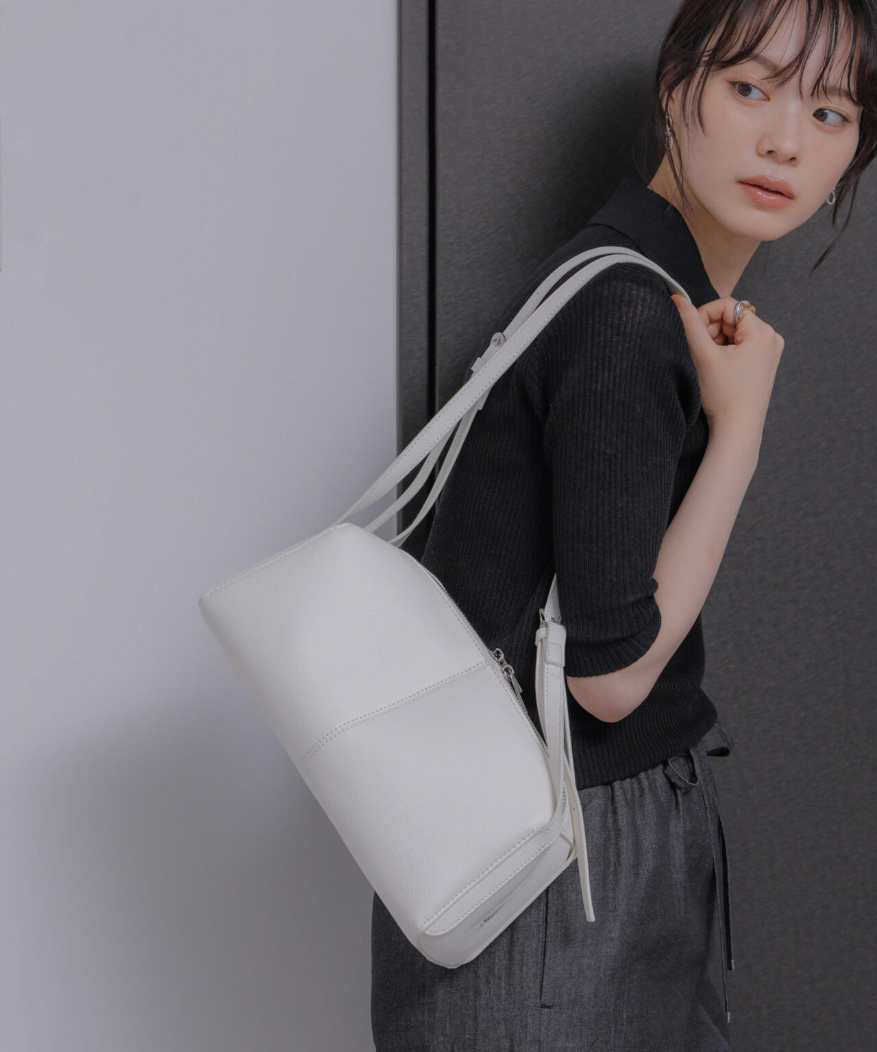 【500mlペットボトル収納可】ツーハンドルスクエアショルダー&ボディーバッグ