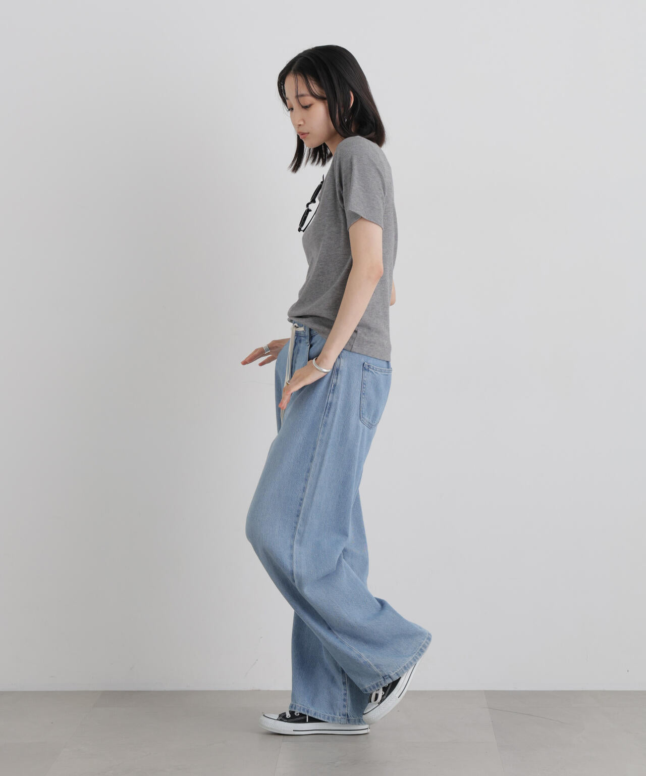 ラメリブカットクルーネックTシャツ