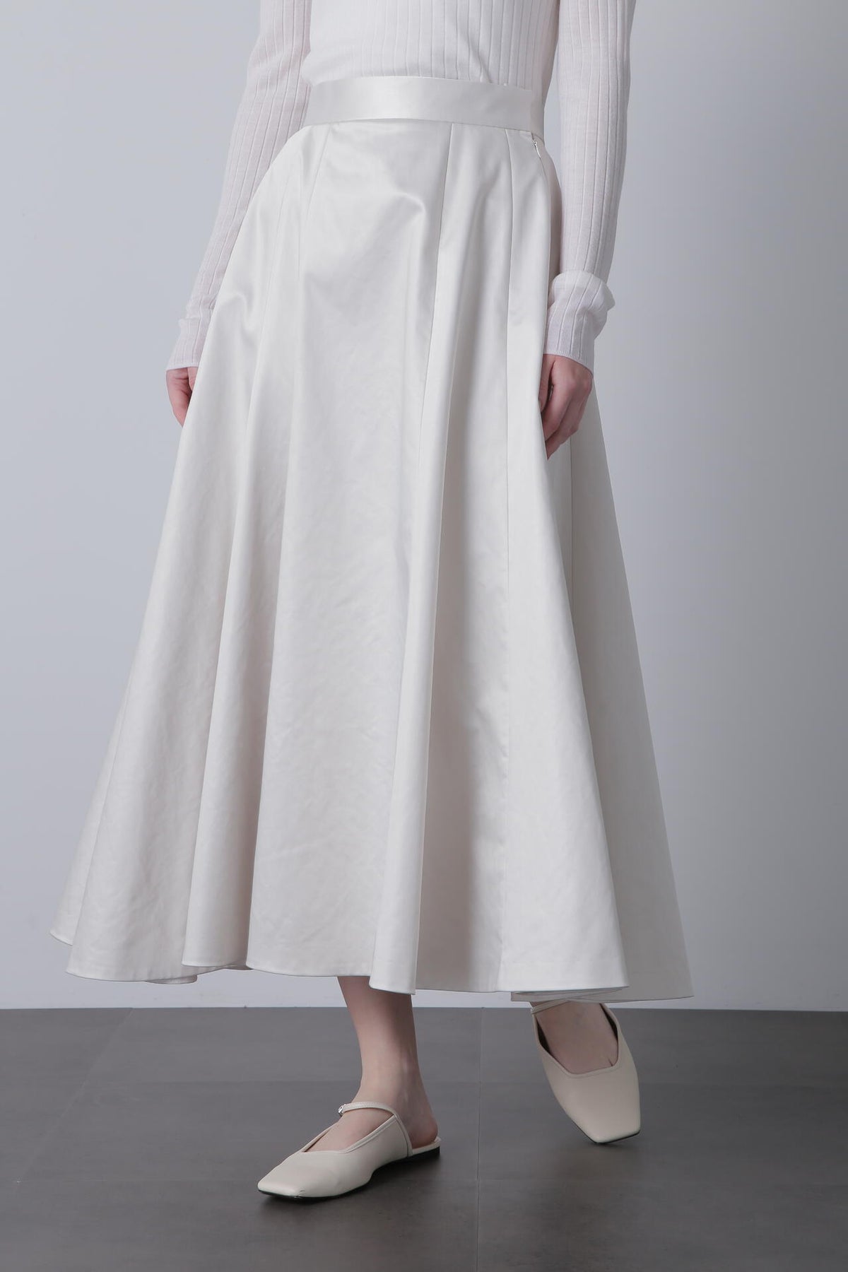 【TV着用】【Marisol 10月号掲載商品】レザーライクサテンスカート