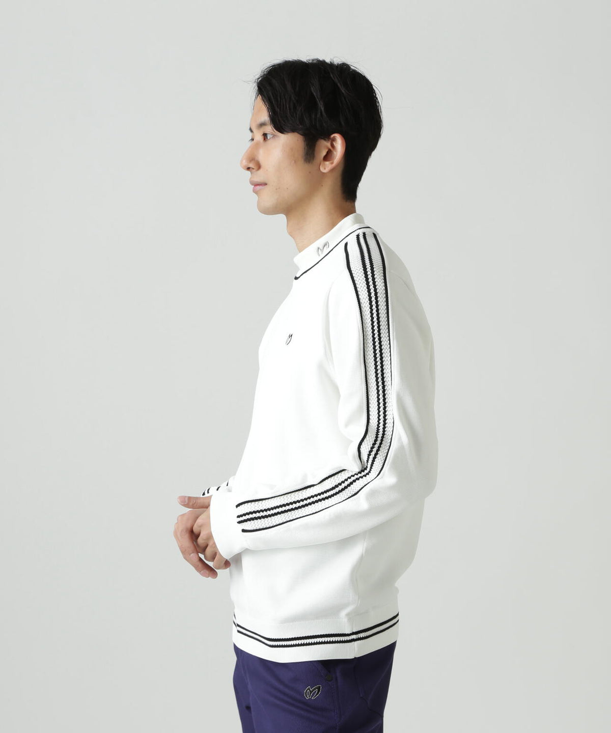 クルーネックニットプルオーバー