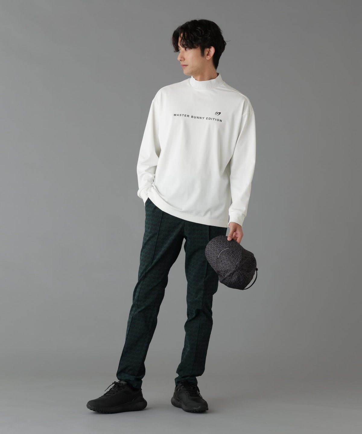 H:182cm/C:93/W:77/H:91 着用サイズ:5