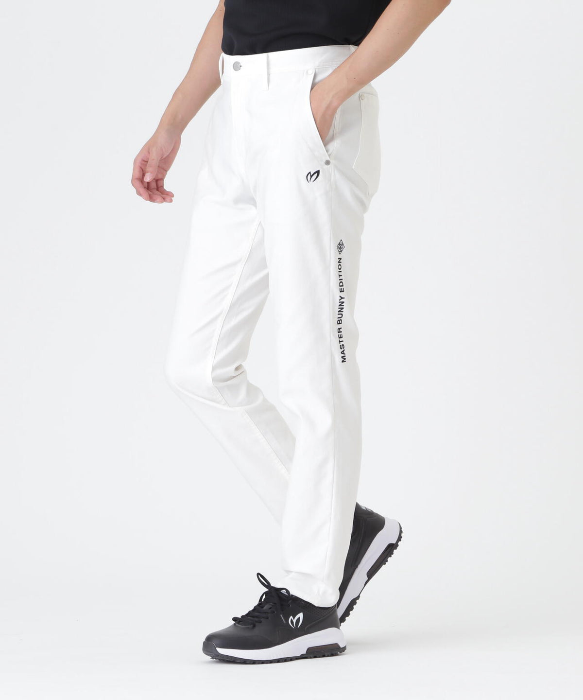 H:182cm/C:93/W:77/H:91 着用サイズ:5