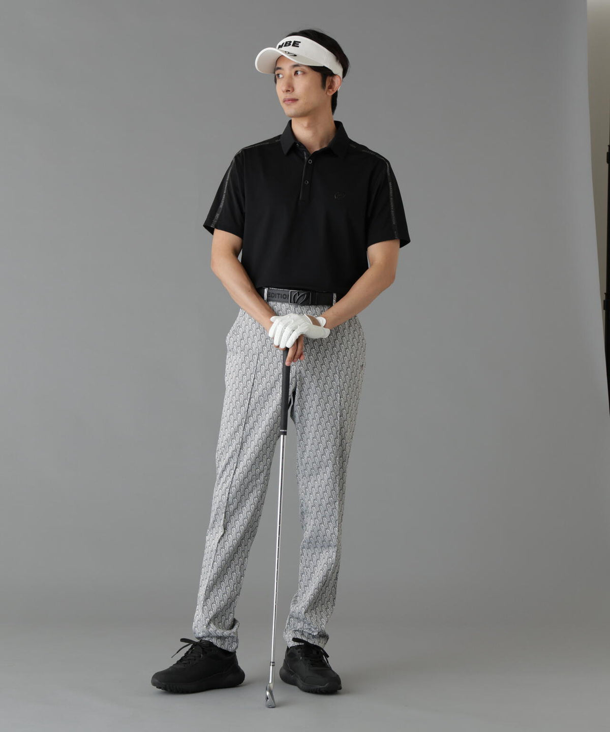 H:182cm/C:93/W:77/H:91 着用サイズ:5