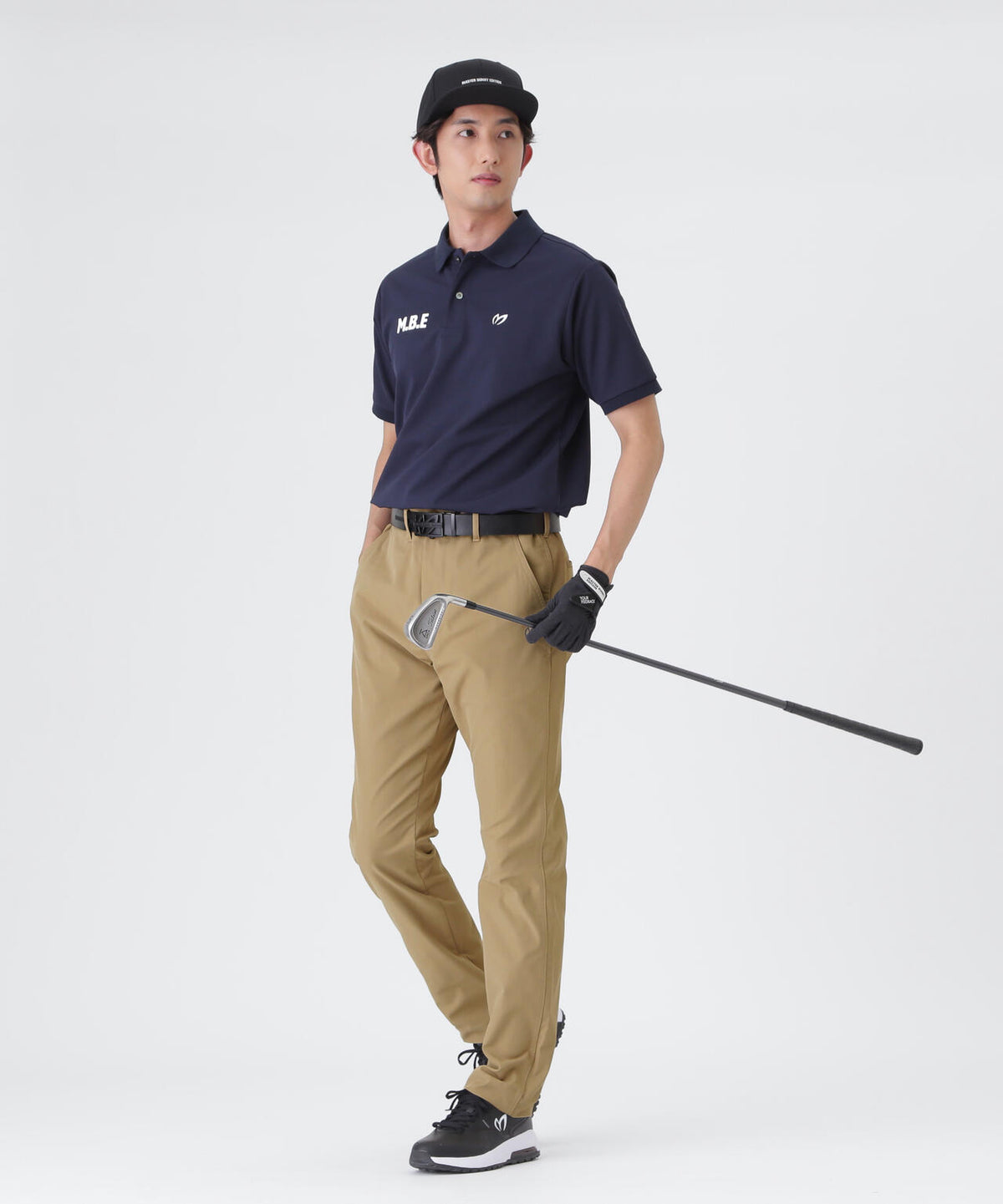 H:182cm/C:93/W:77/H:91 着用サイズ:5