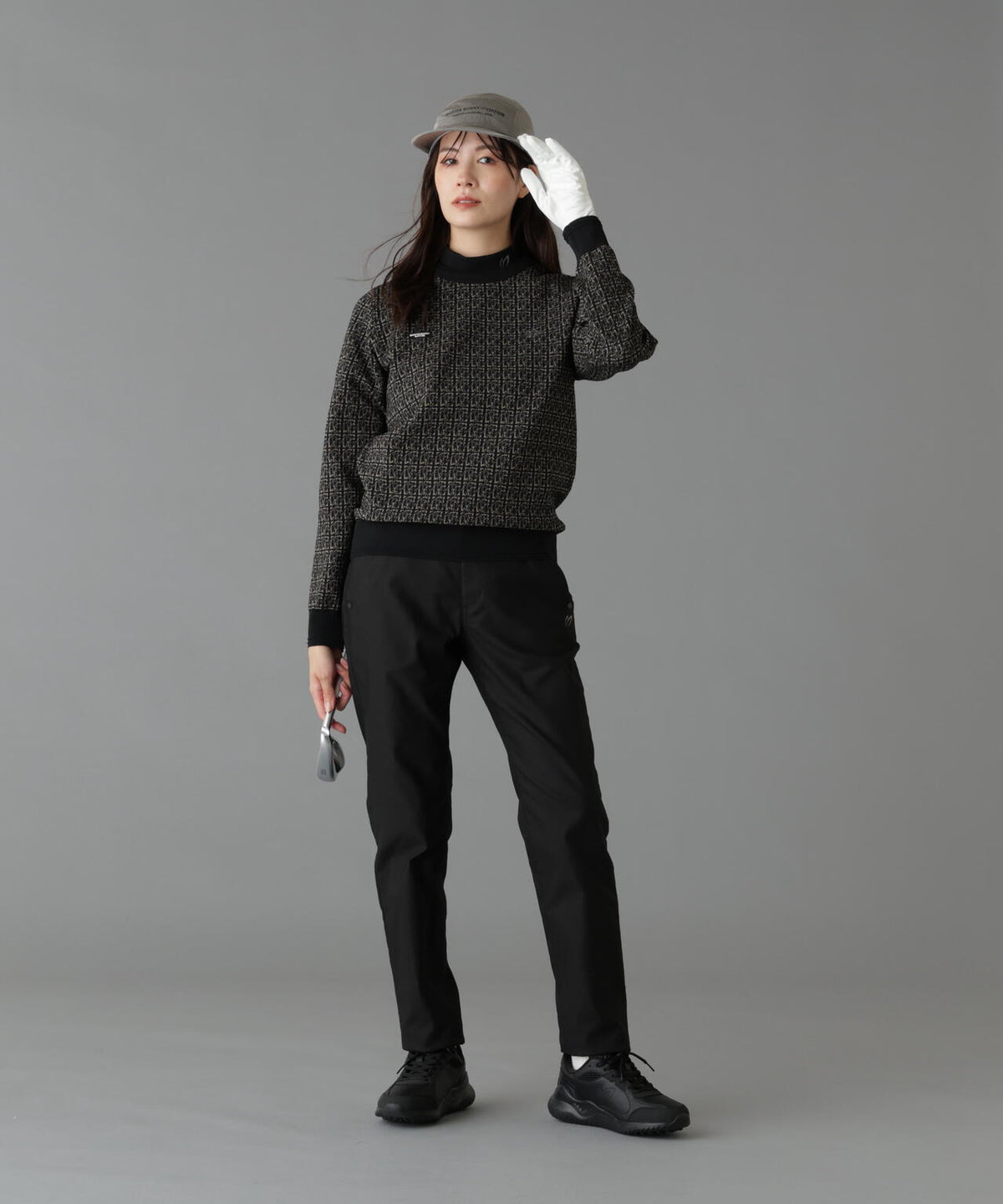 Height : 160 Bust : 80 Waist : 58 Hips : 83 着用サイズ:1