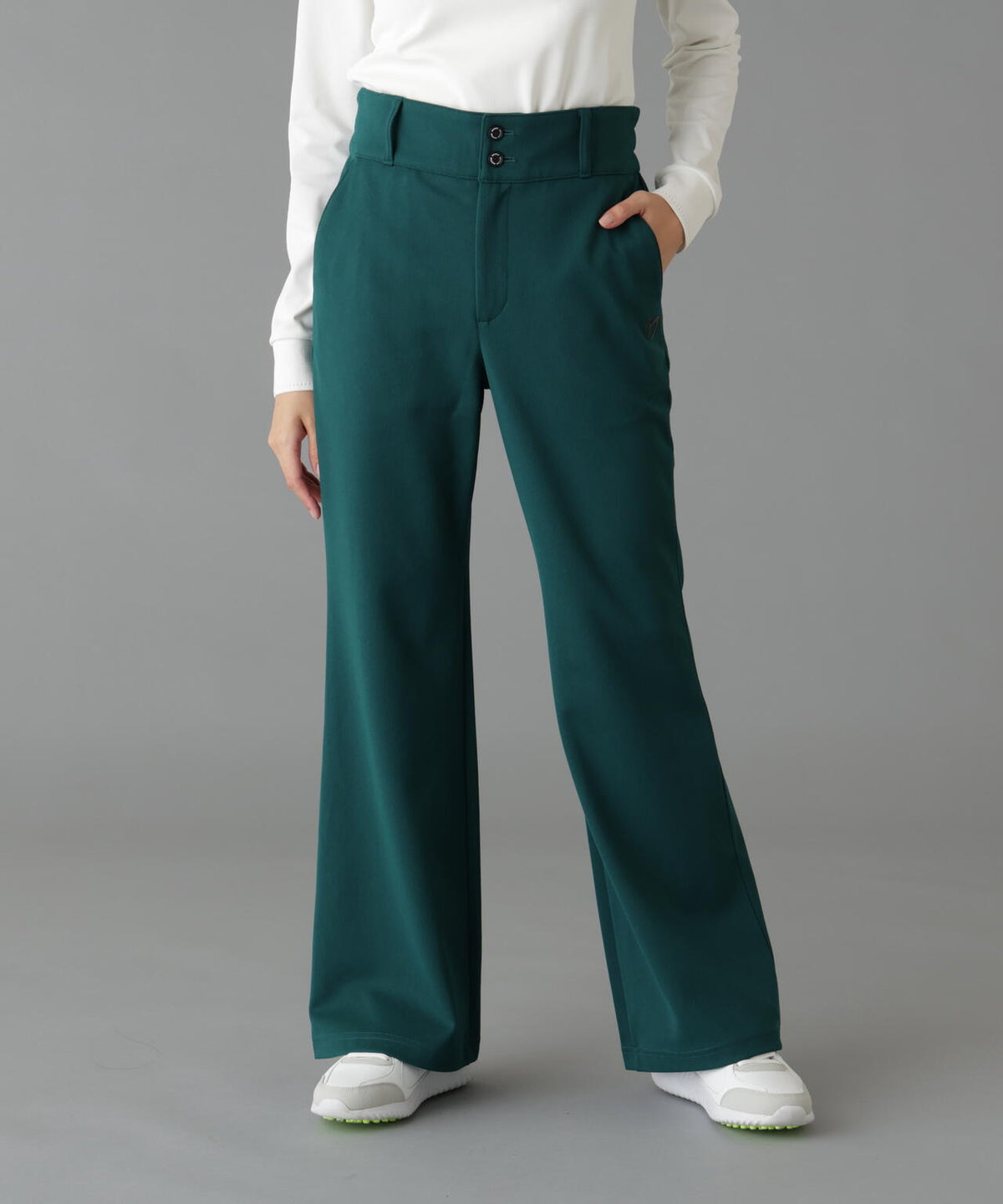 Height : 160 Bust : 80 Waist : 58 Hips : 83 着用サイズ:1