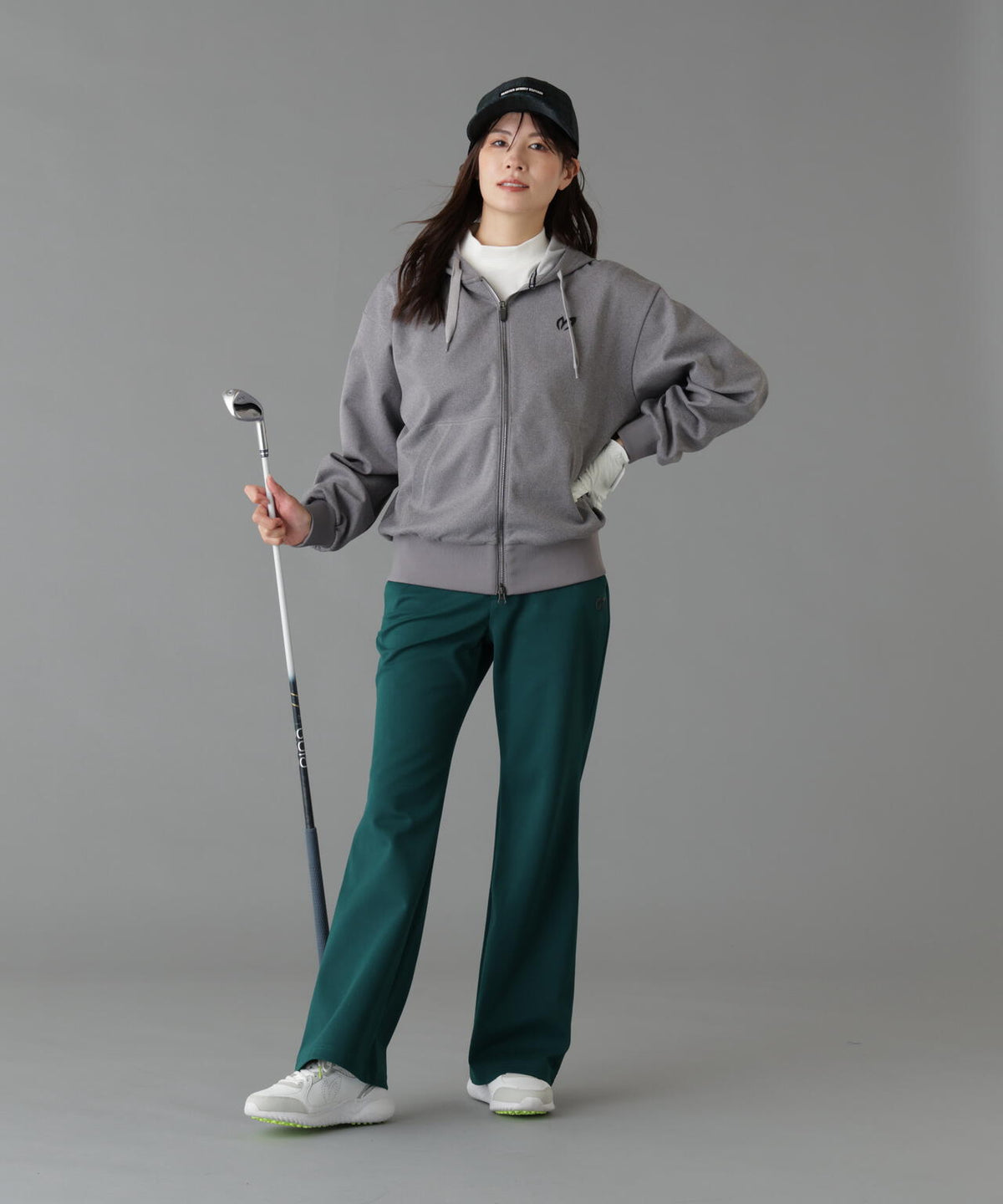 Height : 160 Bust : 80 Waist : 58 Hips : 83 着用サイズ:1