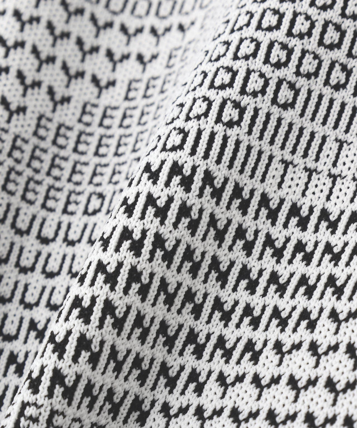 Wジャガードクルーネックニットプルオーバー (WOMENS)