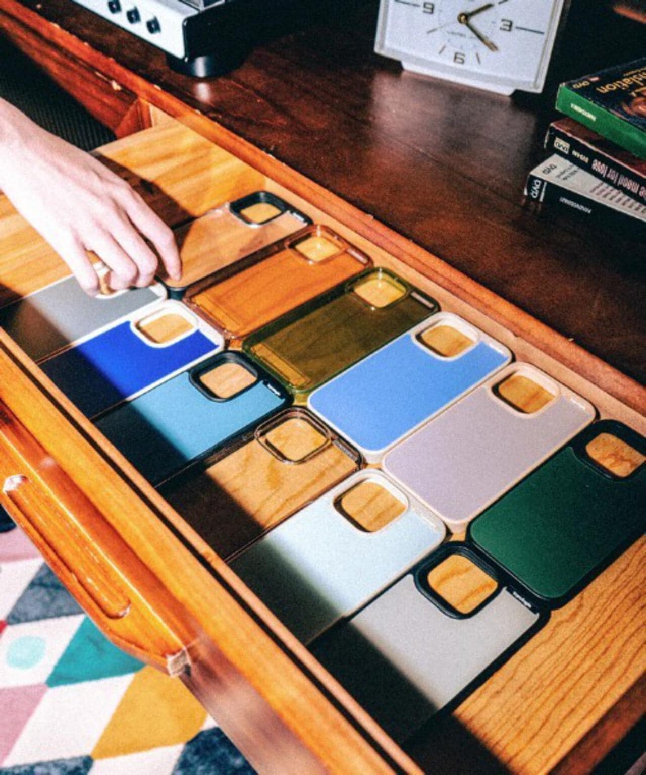 Topologie Bump Phone Cases Smoke Clear iPhone 13/14