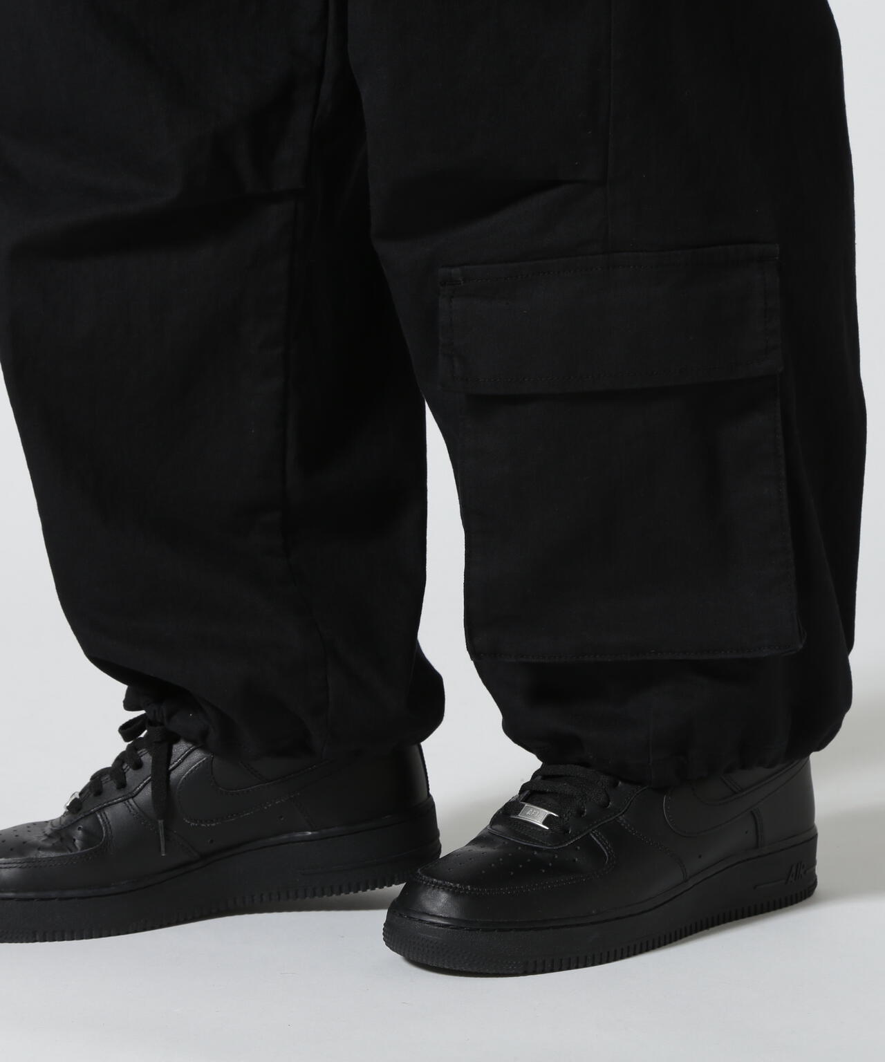 B omnivore/ビーオムニボー W POCKET CARGO PANTS
