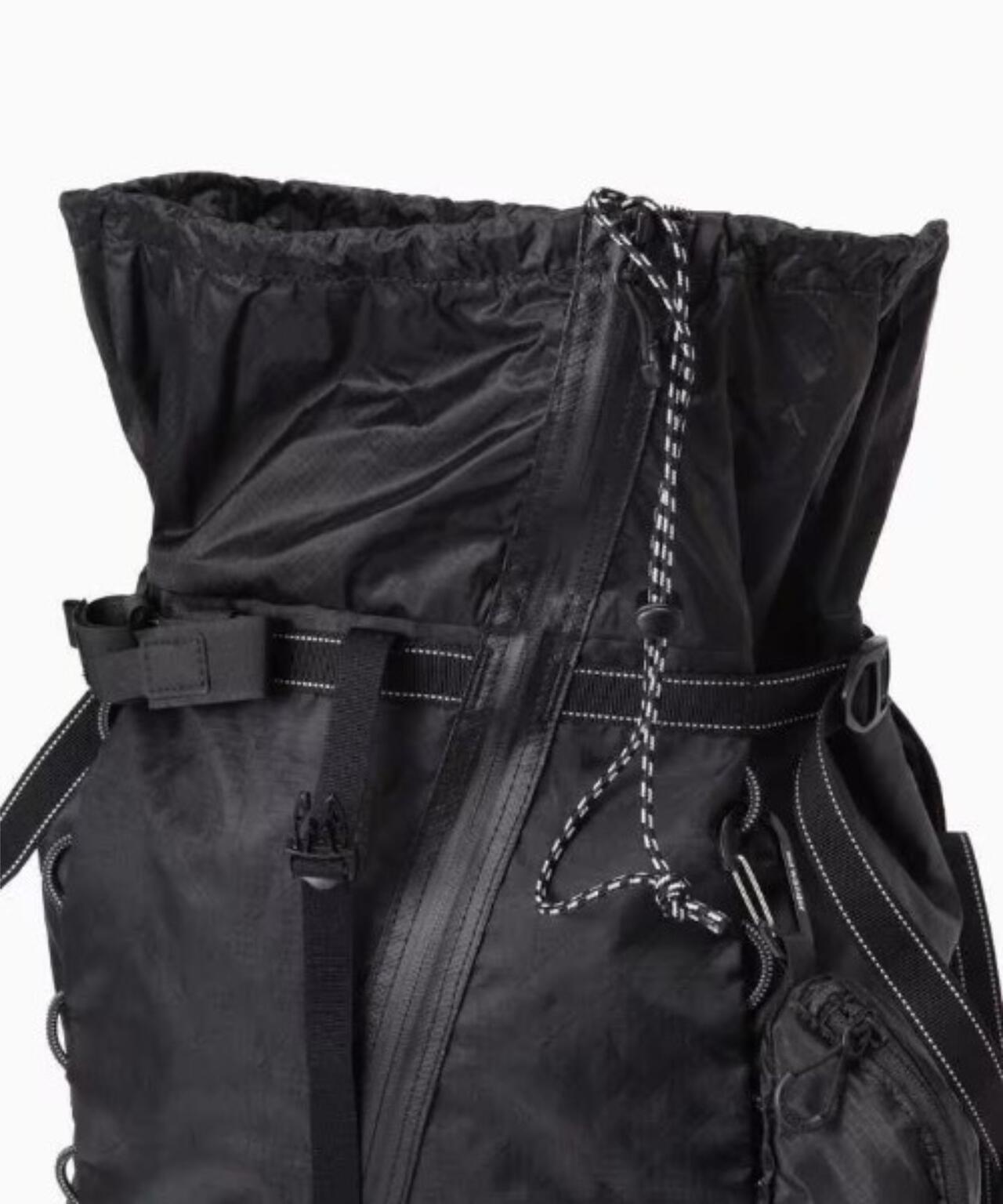 and wander/アンドワンダー ECOPAK 30L backpack