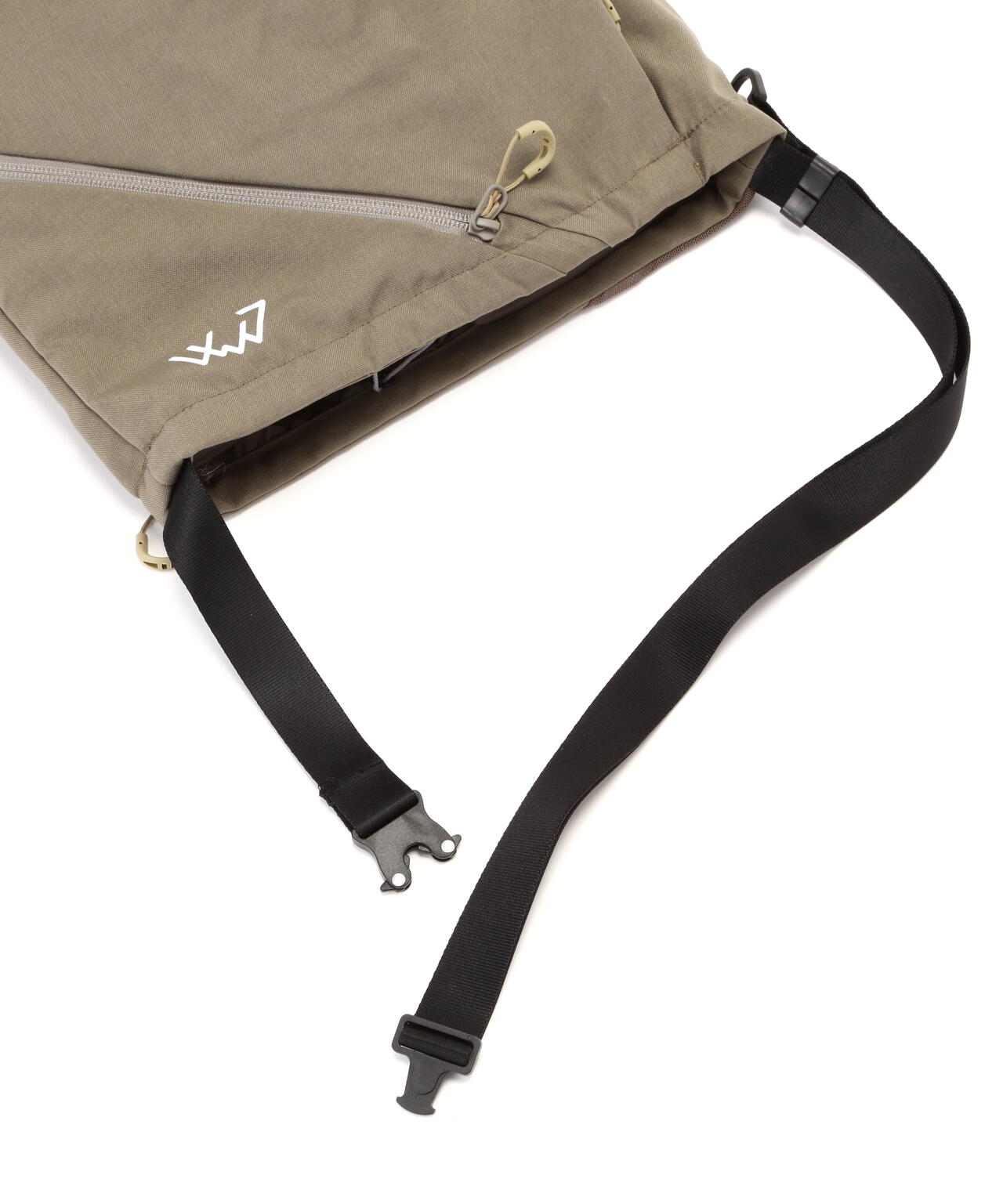 CMF OUTDOOR GARMENT NEW SACHOSH SMOOTH NYLON