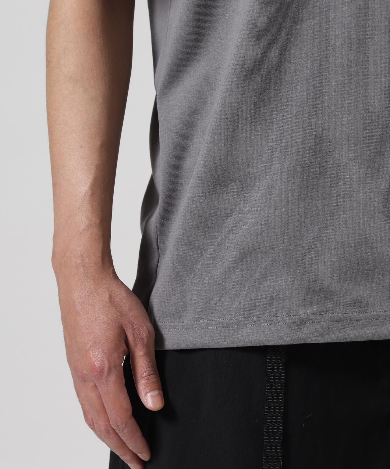 THE NORTH FACE S/S Bandana Square Logo Tee