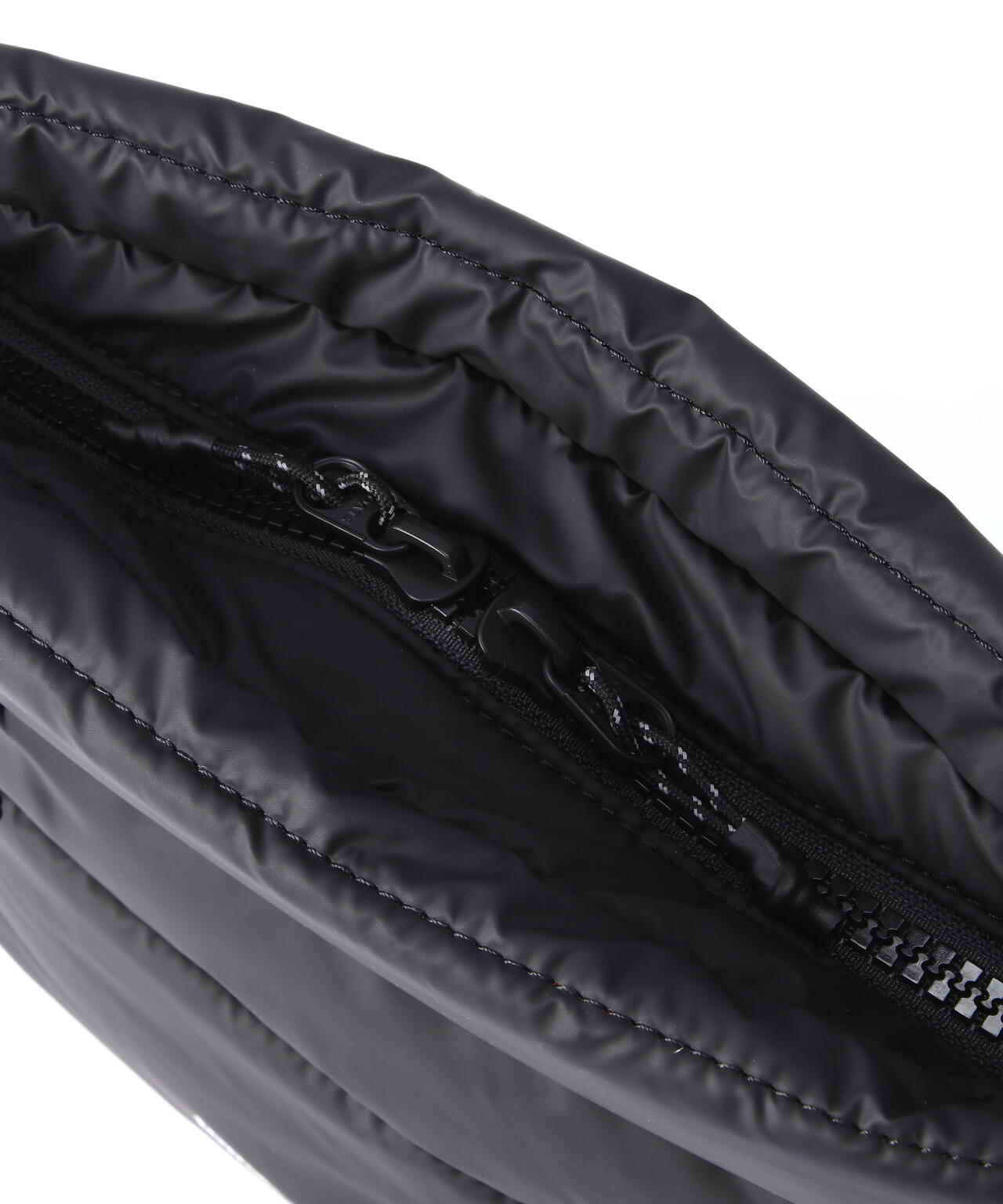 Topologie/トポロジー Besace Puffer べサス【バッグ単体】