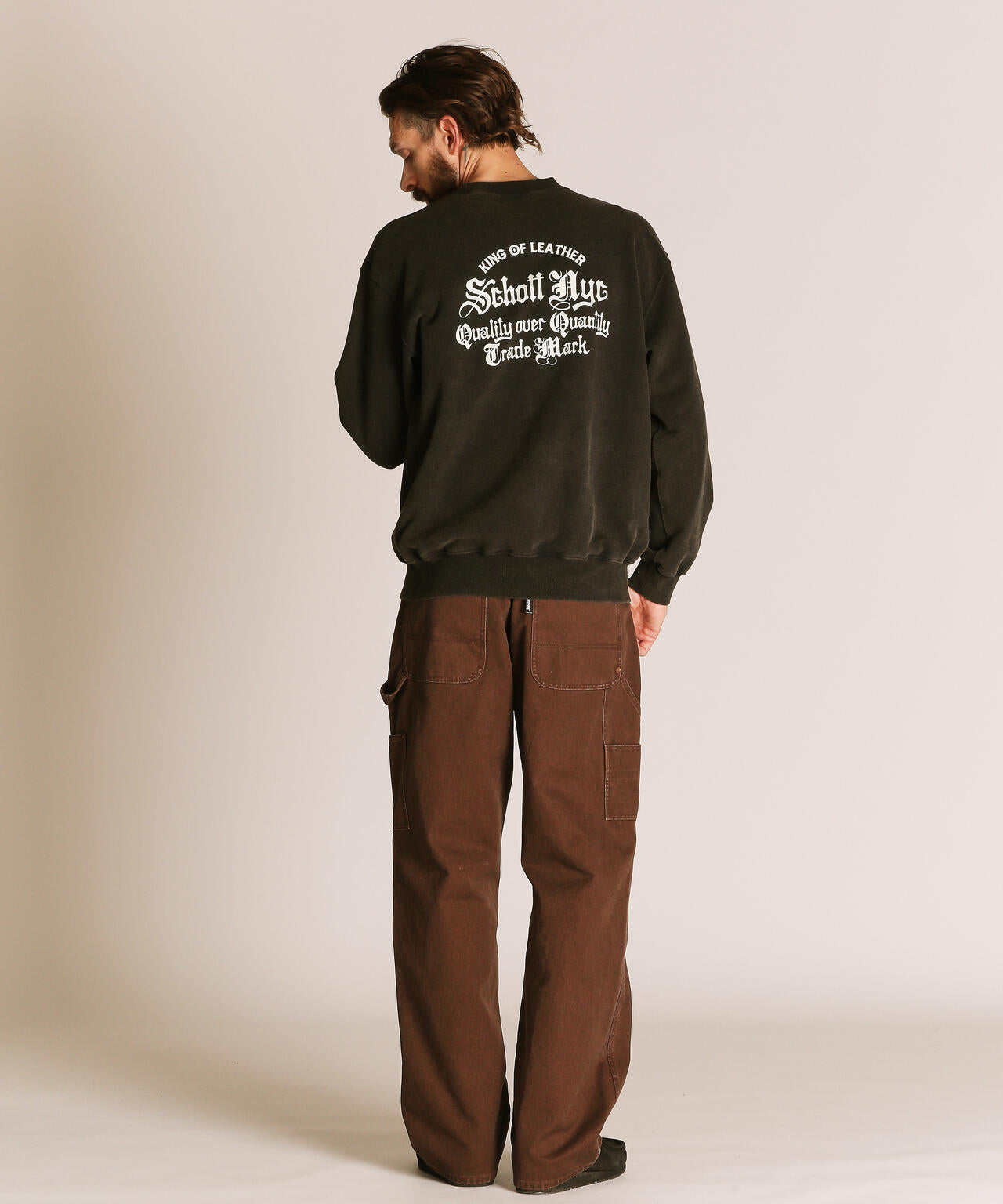 QUALITY OVER QUANTITY CREW SWEAT/クオリティ オーバー クアンティティ クルースウェット