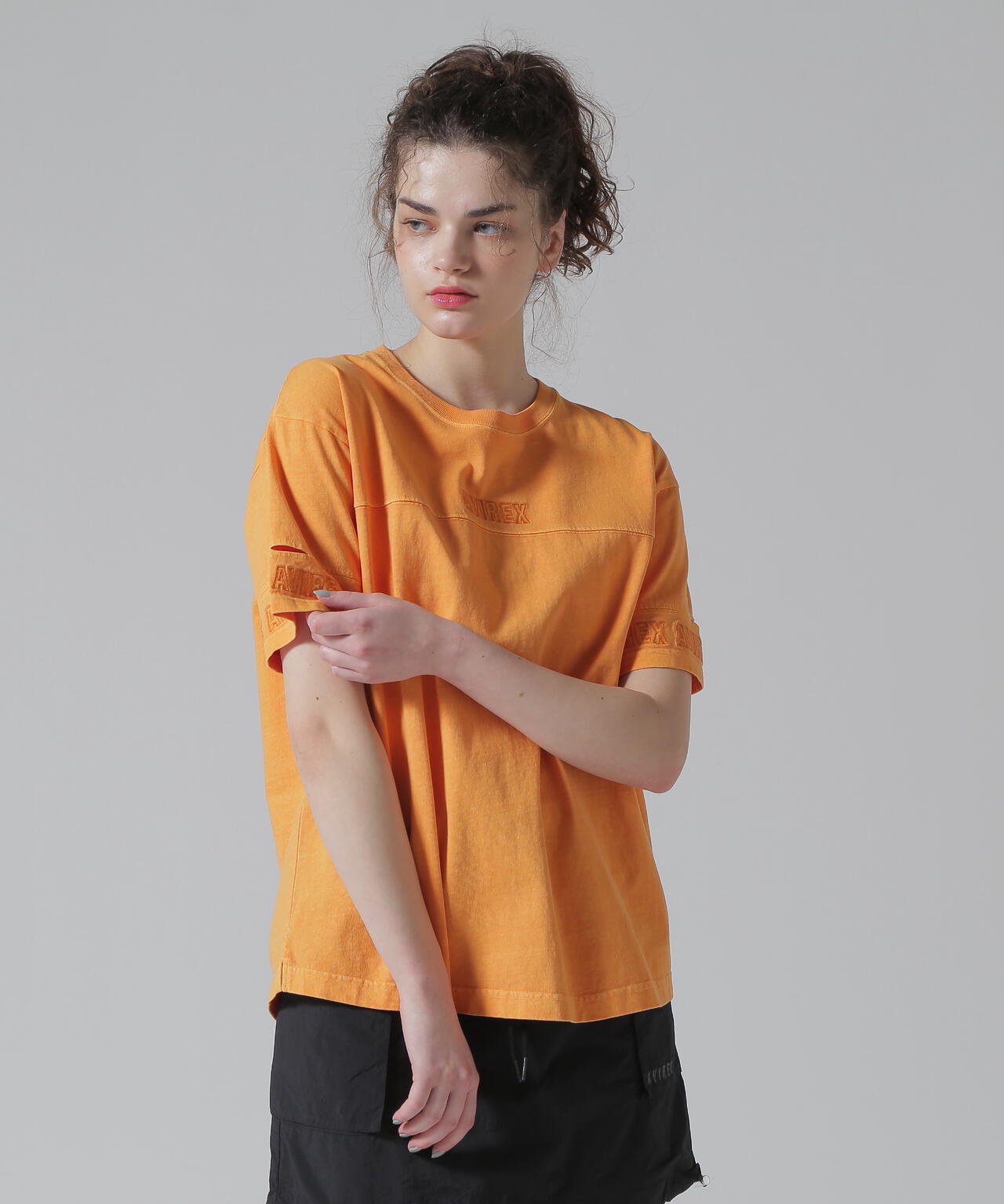 FADE WASH CUFFS OPEN EMBROIDERY T-SHIRT/フェイドウォッシュ カフスオープン刺繍Tシャツ