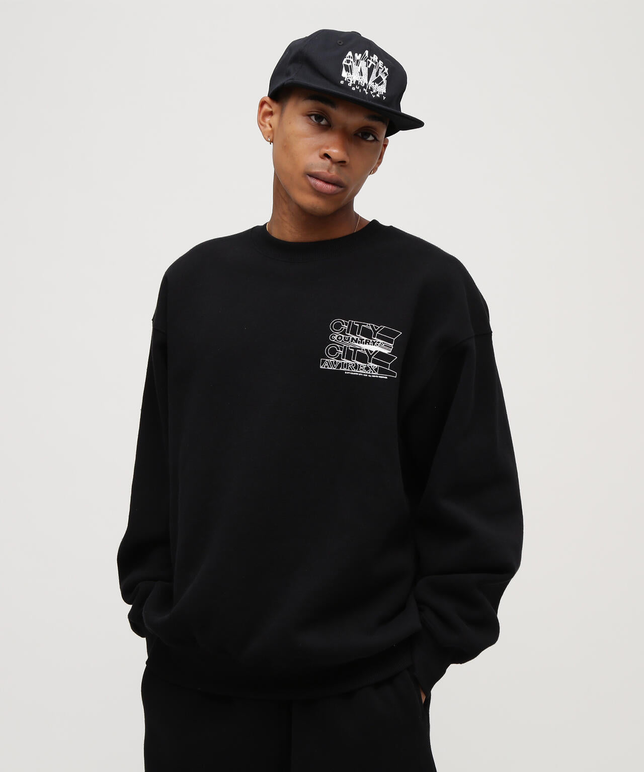 《AVIREX × CITY COUNTRY CITY》SIGNATURE CREW SWEAT