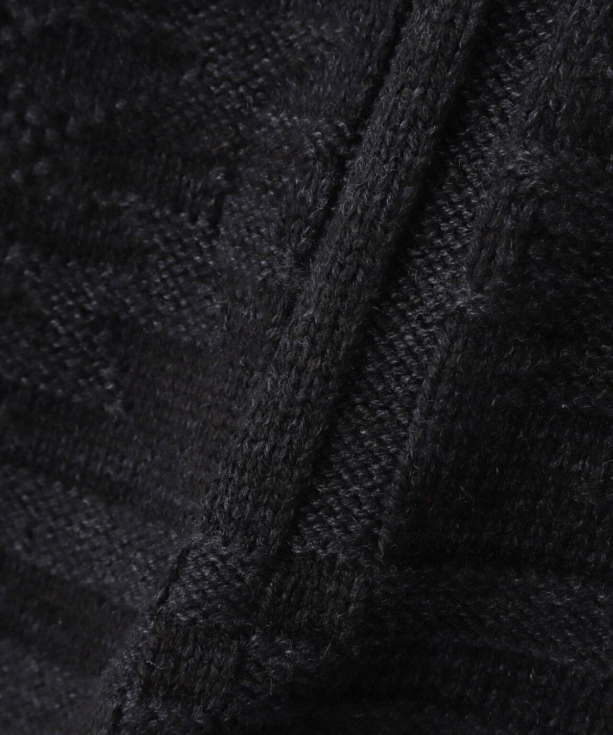 NATIVE JACQUARD STAND KNIT