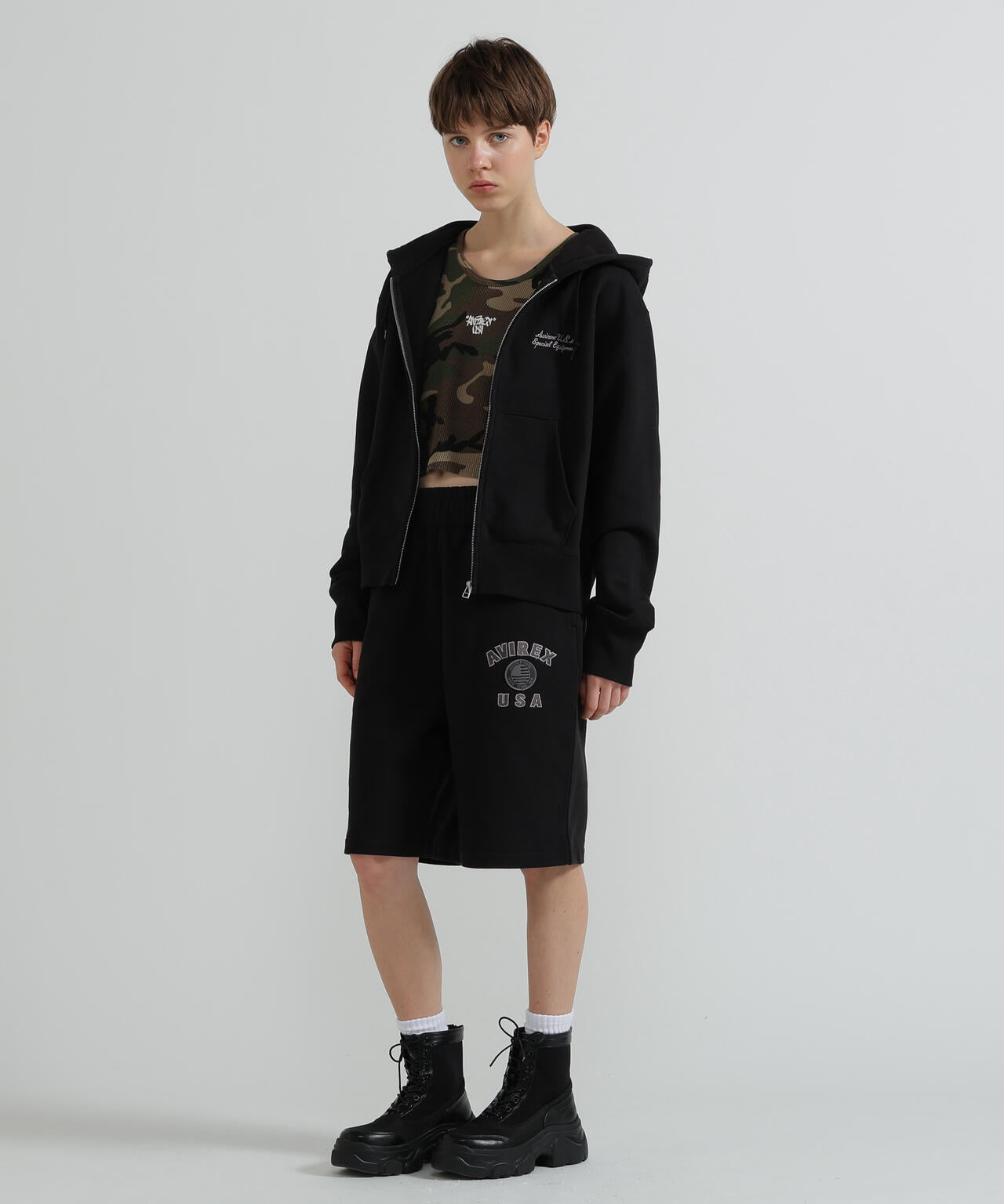 《WOMAN/直営店限定》VARSITY FLAG HARF PANTS