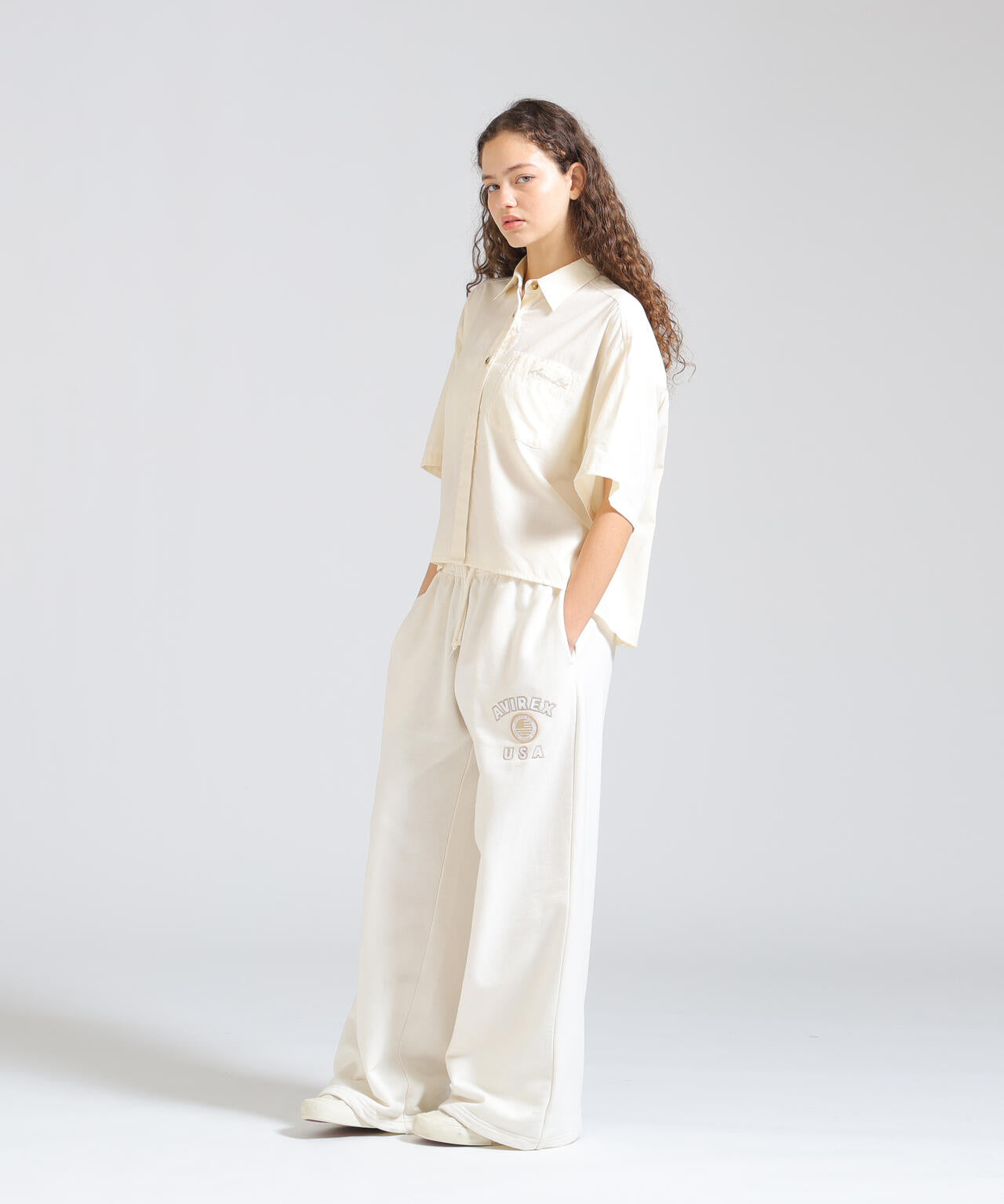 《WOMAN/直営店限定》H/S BACK GATHER DETAILS SHIRT