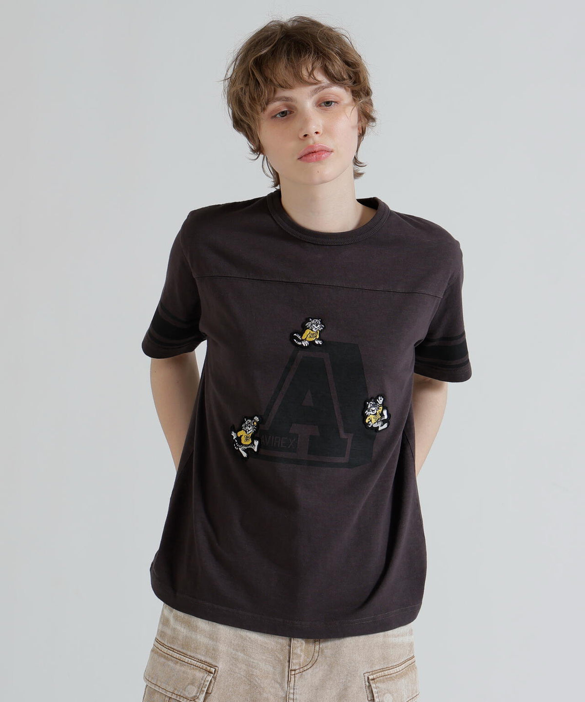 《WOMAN》NUMBERING TOM CAT T-SHIRT