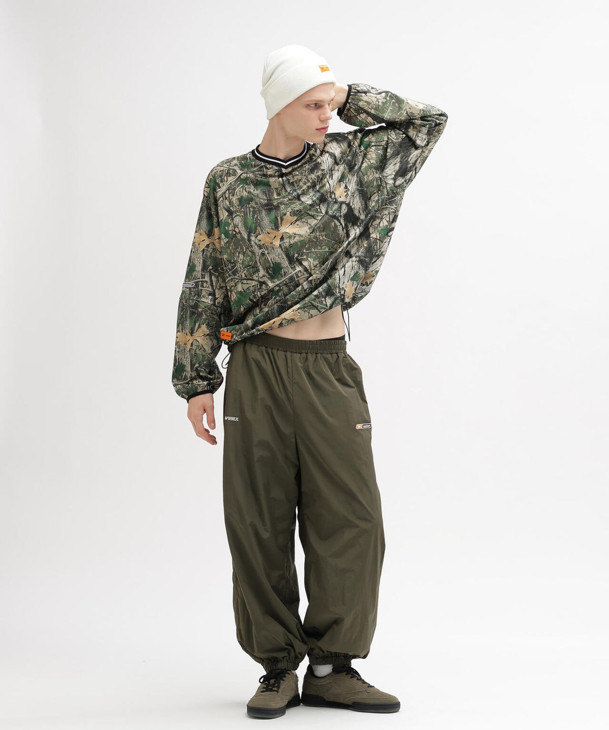 《AVIREX × Reebok》DETACHABLE JERSEY PULLOVER ”MODERN SAGE COLLECTION”