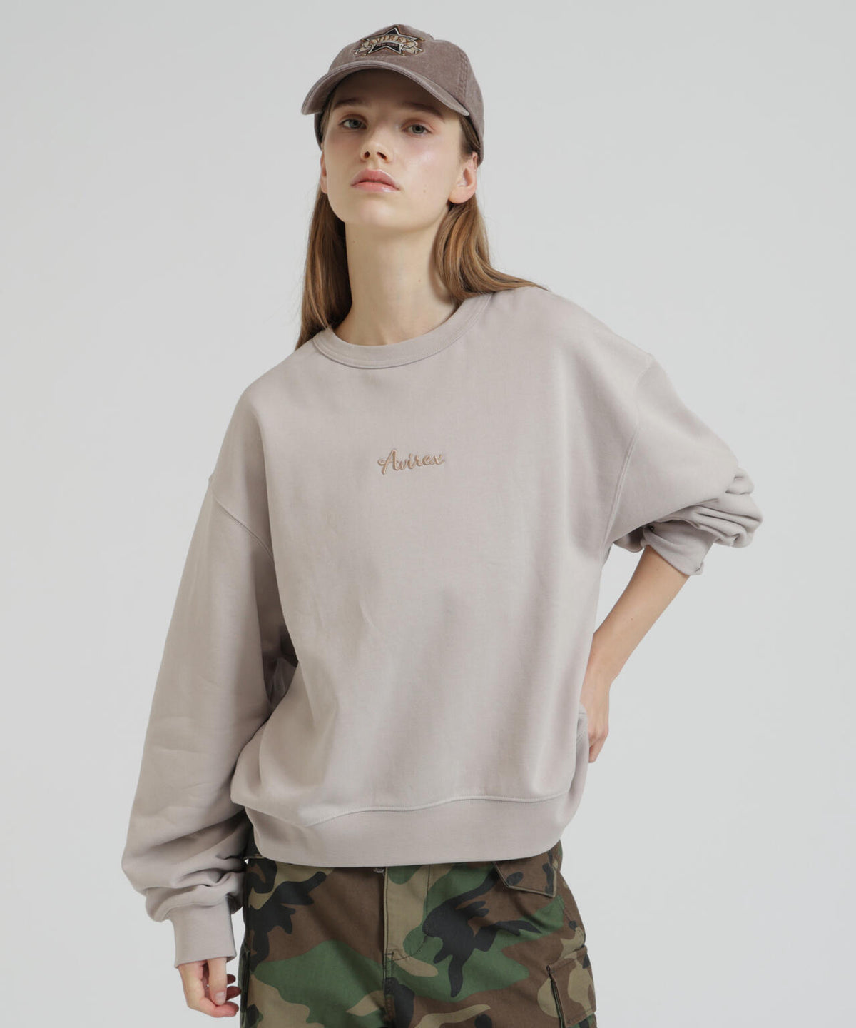 《WOMAN》HORSESHOE TOMCAT CREW SWEAT