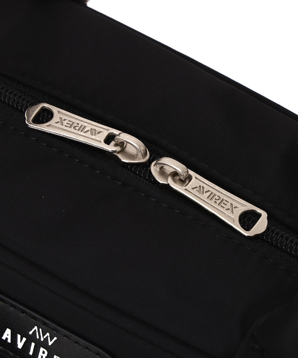 《直営店限定》NYLON POCKET HANDLE BAG
