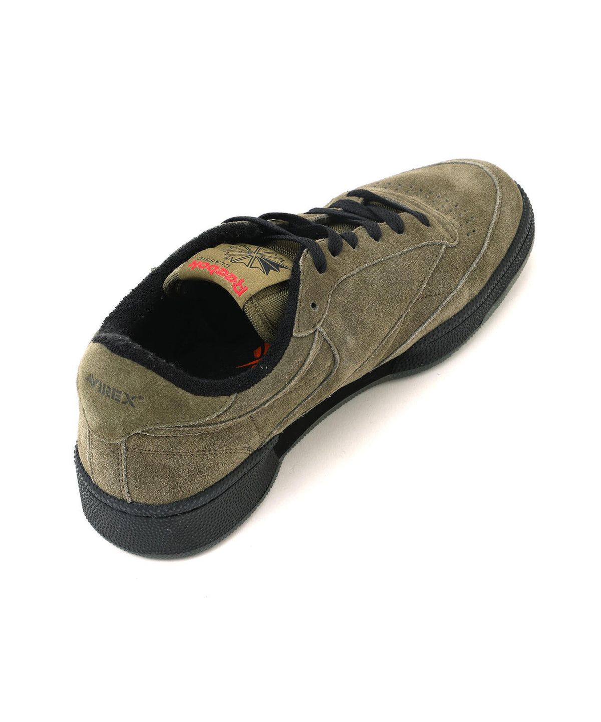 《AVIREX × Reebok》CLUB C ”MODERN SAGE COLLECTION”