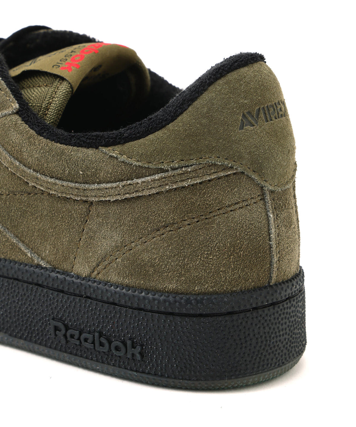 《AVIREX × Reebok》CLUB C ”MODERN SAGE COLLECTION”